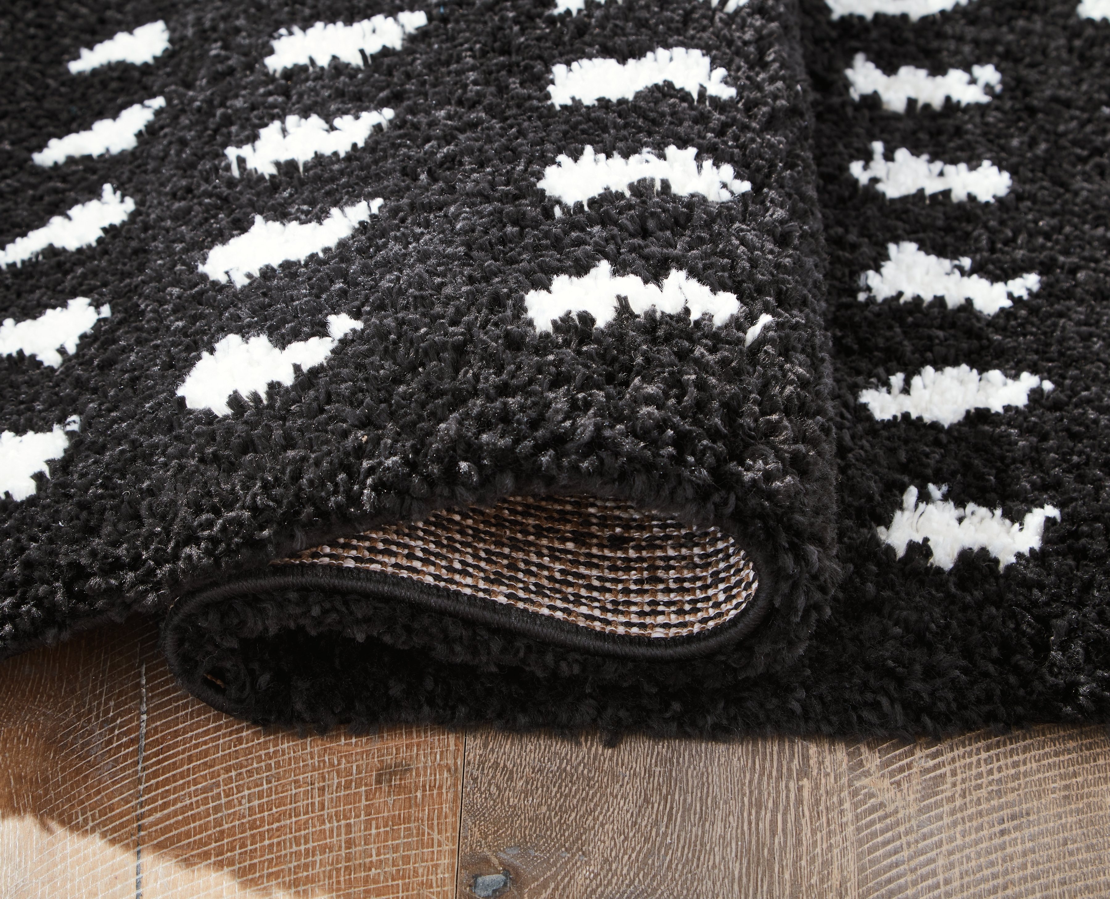 Signature Design by Ashley Minston Medium Rug