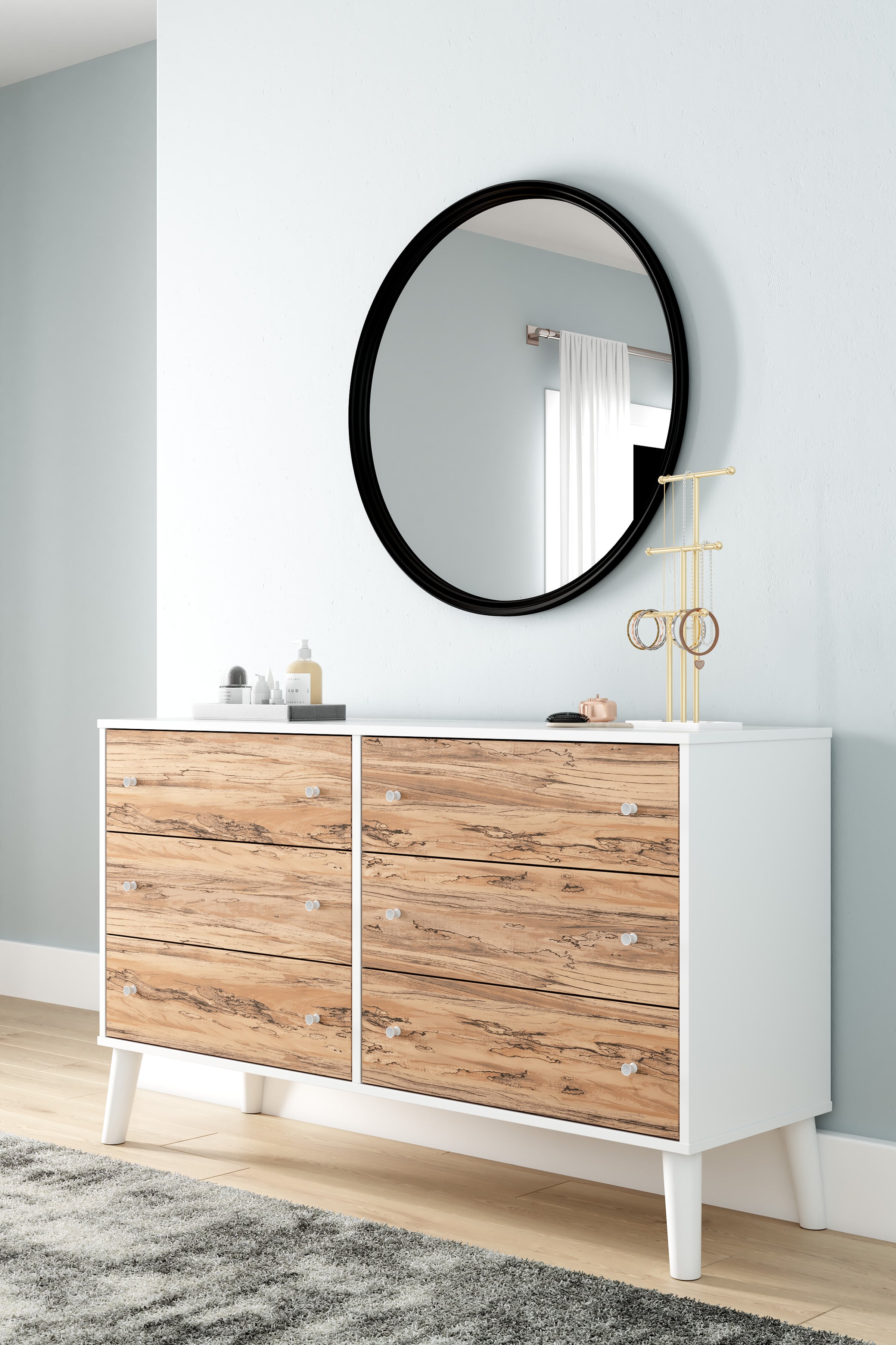 Signature Design by Ashley Piperton Six Drawer Dresser