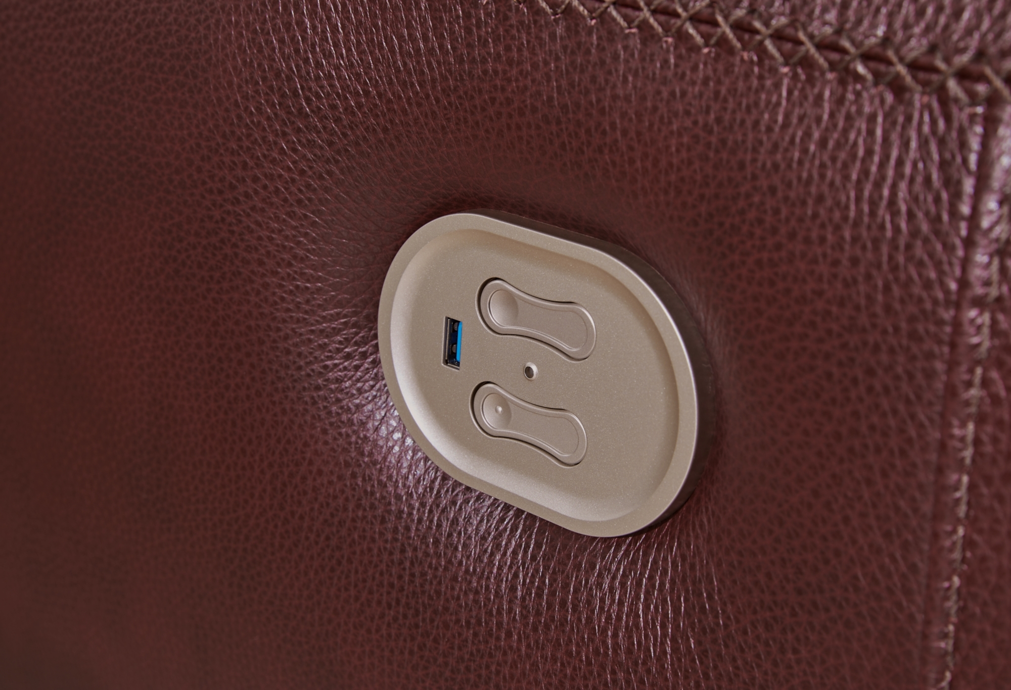 Signature Design by Ashley Alessandro Pwr Recliner/Adj Headrest