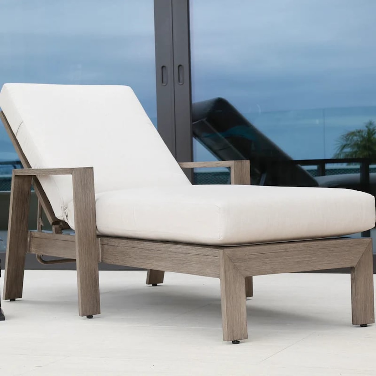 Sunset West Laguna Outdoor Chaise