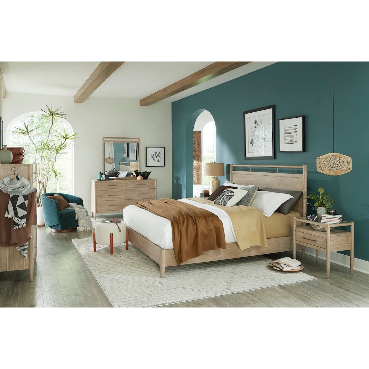 Aspenhome Shiloh Queen Panel Bed