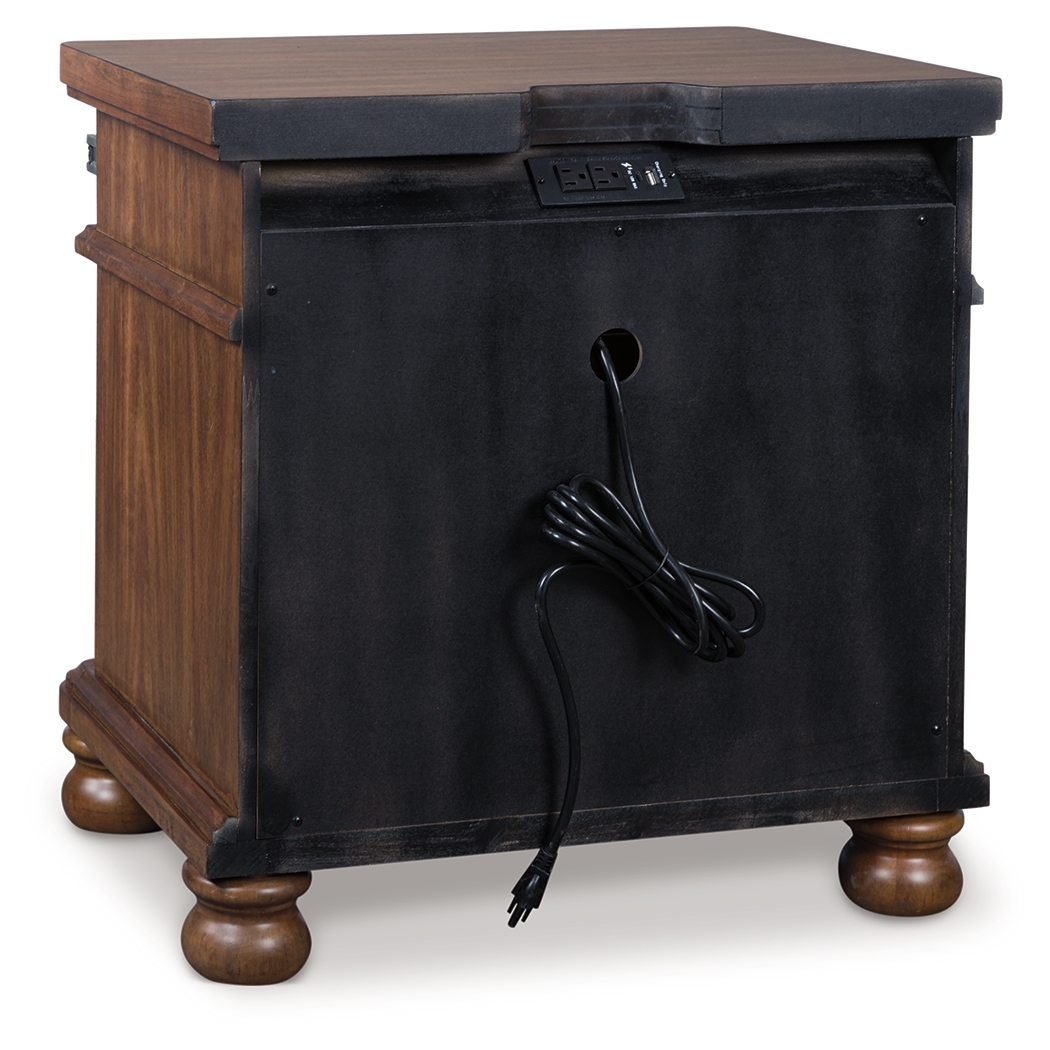 Signature Design by Ashley Rowlenstown 3-Drawer Nightstand