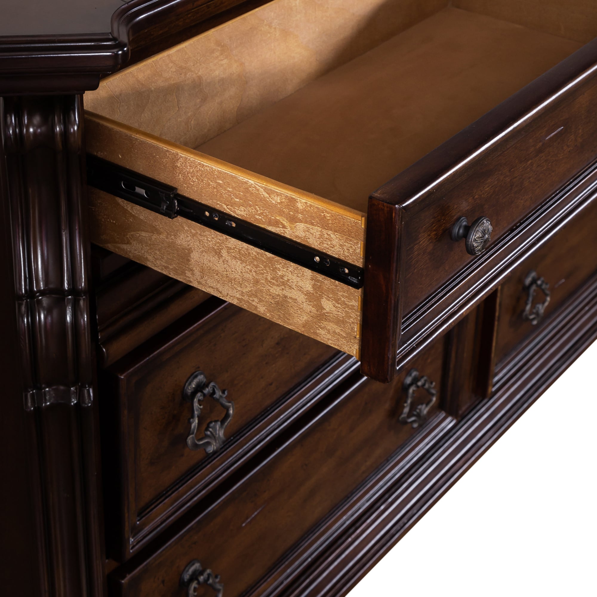 Liberty Furniture Arbor Place 8 Drawer Double Dresser