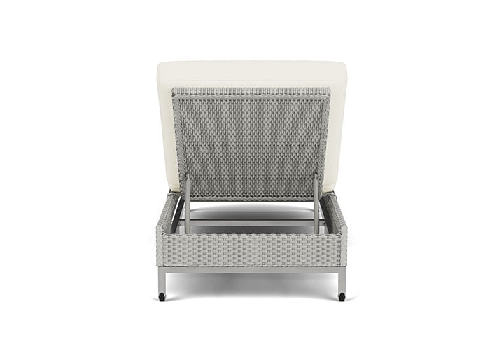 Lloyd Flanders Elements Chaise