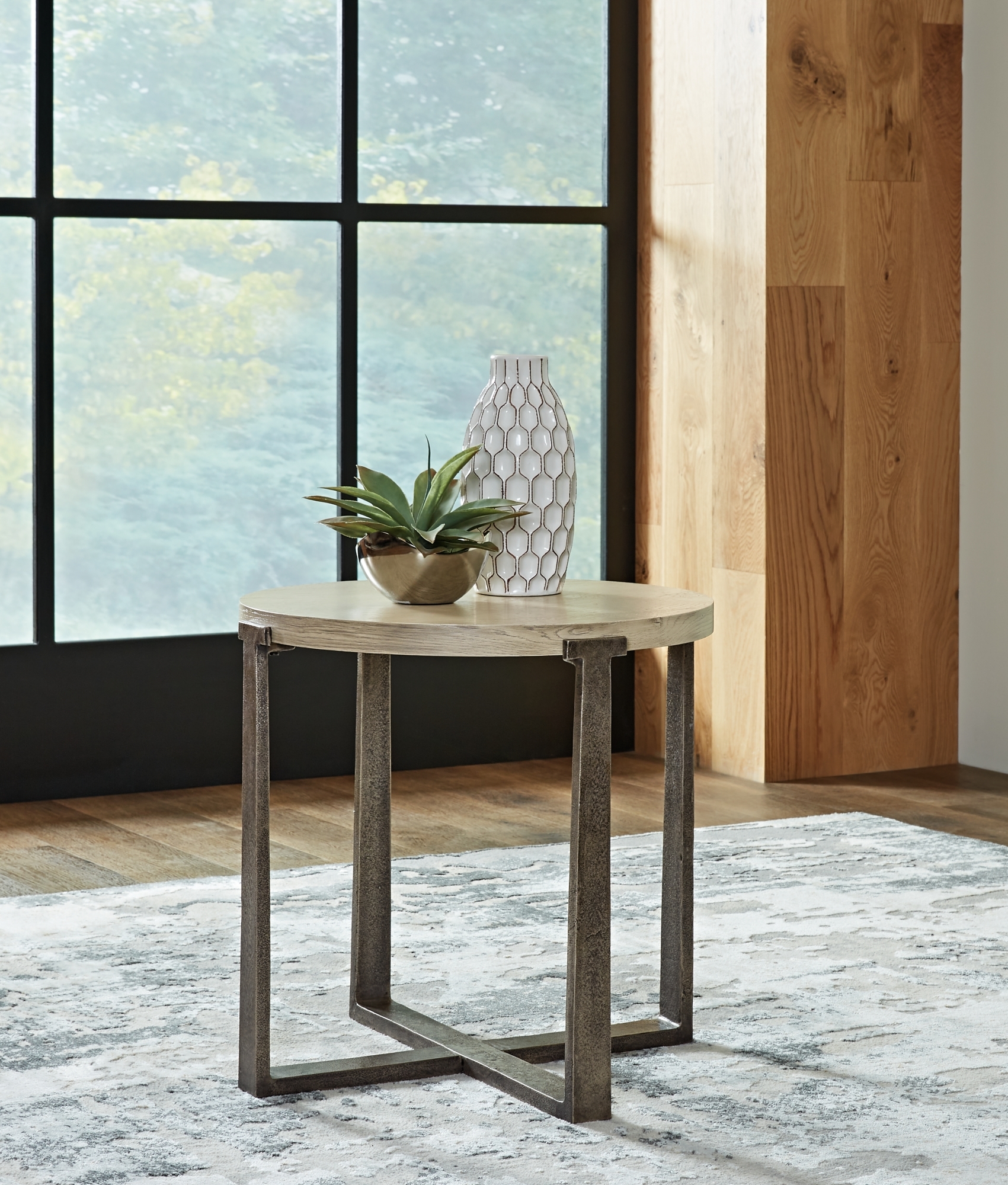 Signature Design by Ashley Dalenville Round End Table