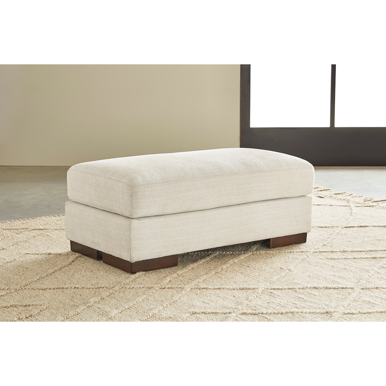 Signature Mandy Ottoman