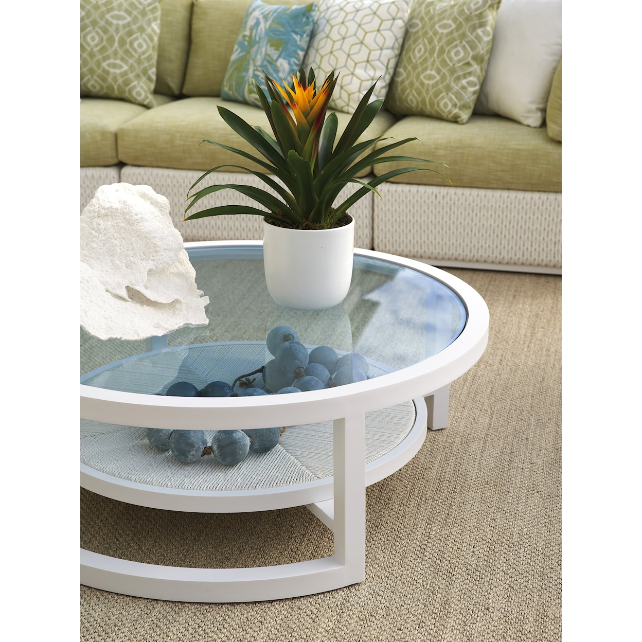 Tommy Bahama Outdoor Living Ocean Breeze Promenade Outdoor Round Cocktail Table