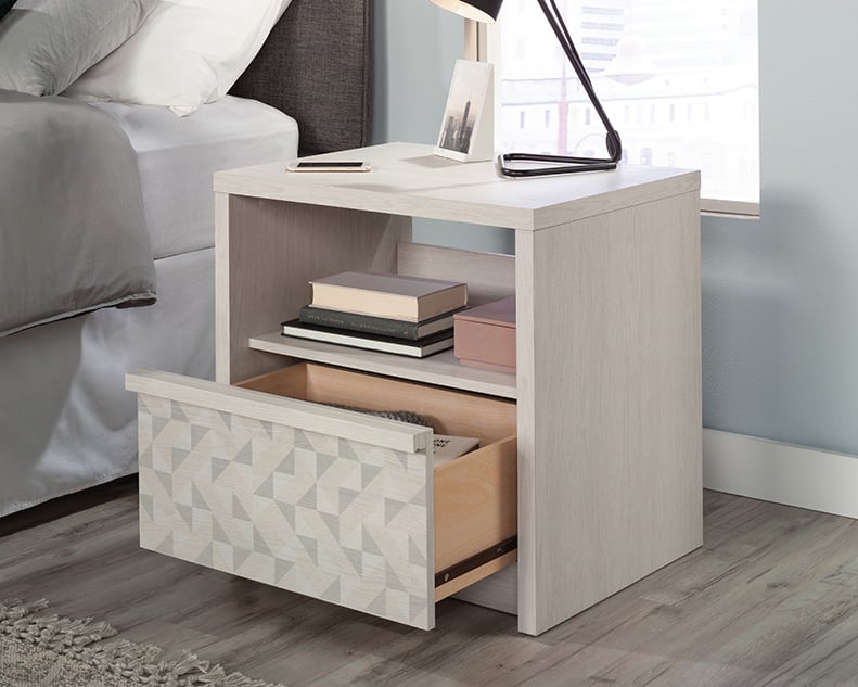 Sauder HARVEY PARK Harvey Park 1-Drawer Nightstand