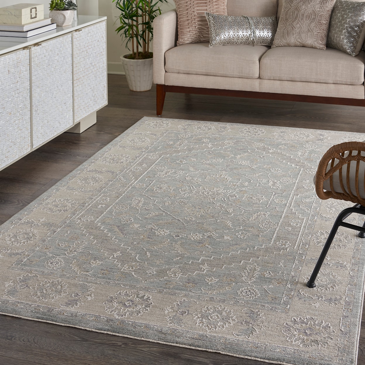 Nourison Infinite 3'11" x 5'11"  Rug