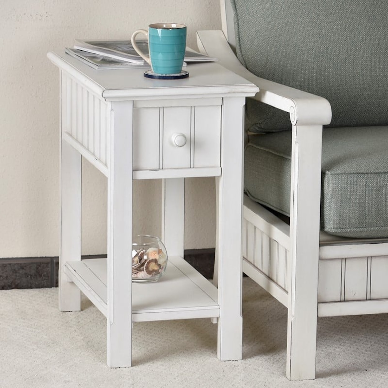 Sea Winds Trading Company Monaco Occasional Chairside Table