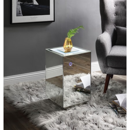 MOLLY BLING LED ACCENT TABLE |