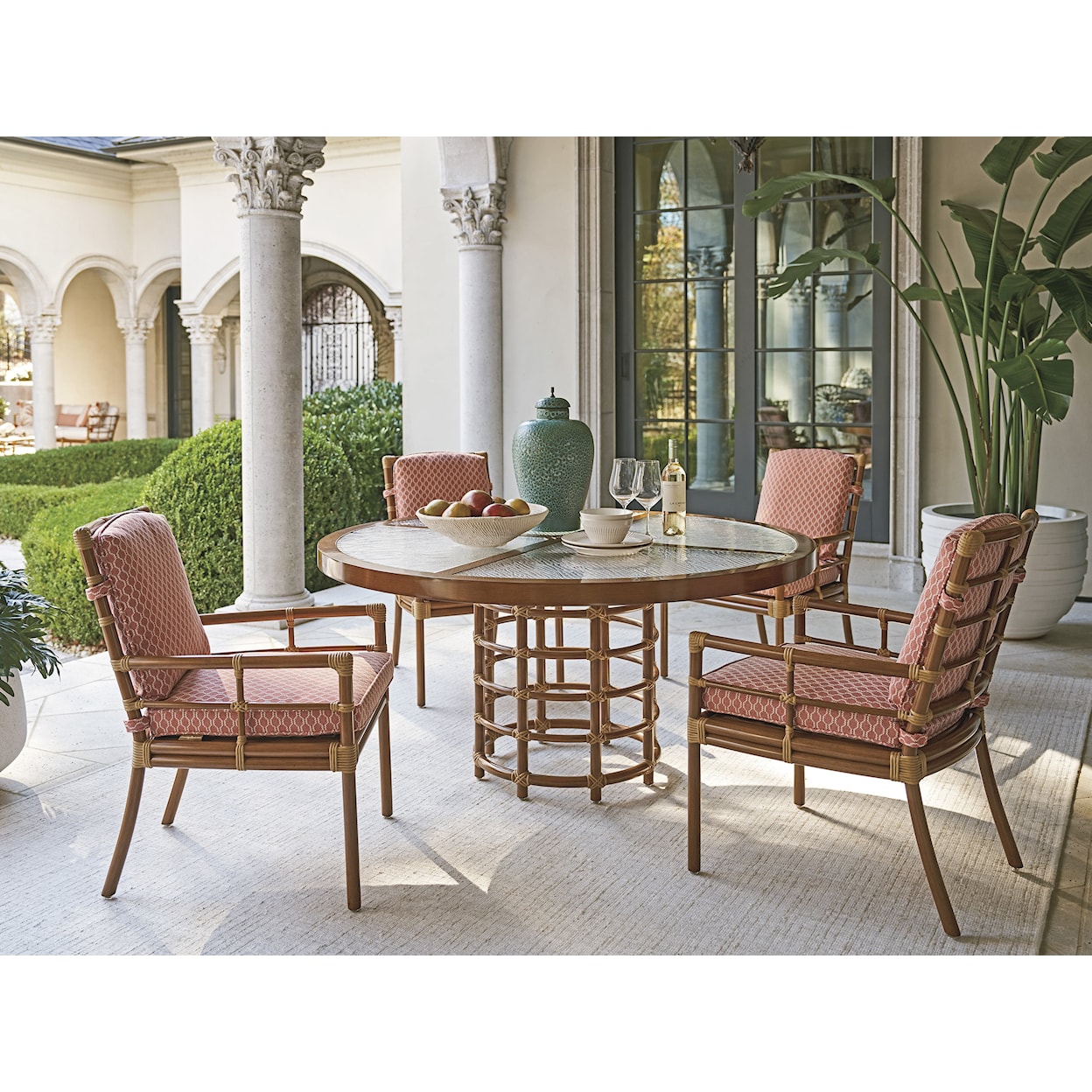 Tommy Bahama Outdoor Living Sandpiper Bay Outdoor Round Dining Table