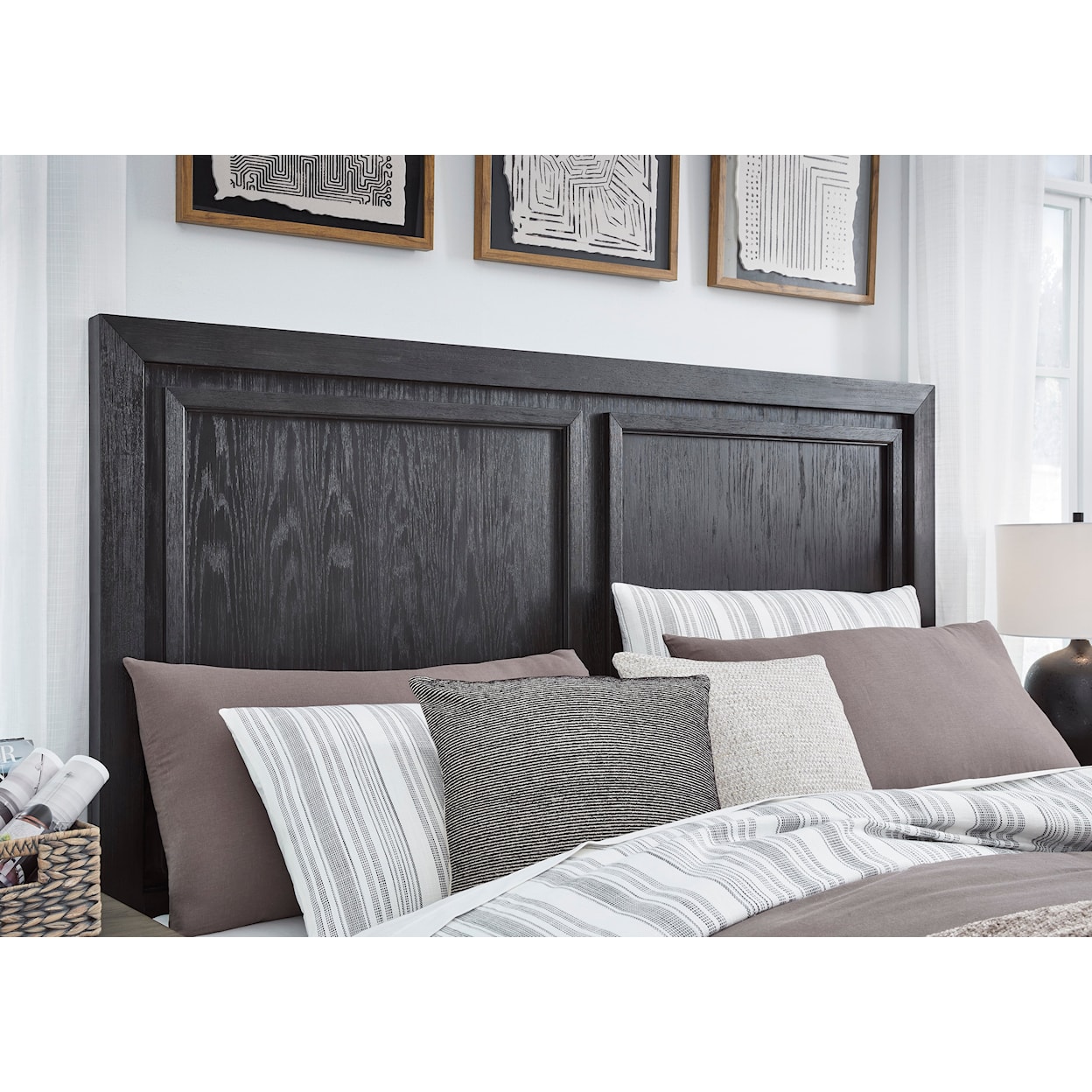 Ashley Furniture Signature Design Foyland King Panel Storage Bed