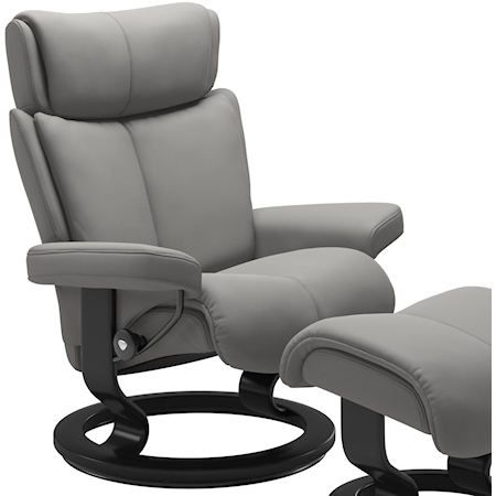 Medium Reclining Chair with Classic Base