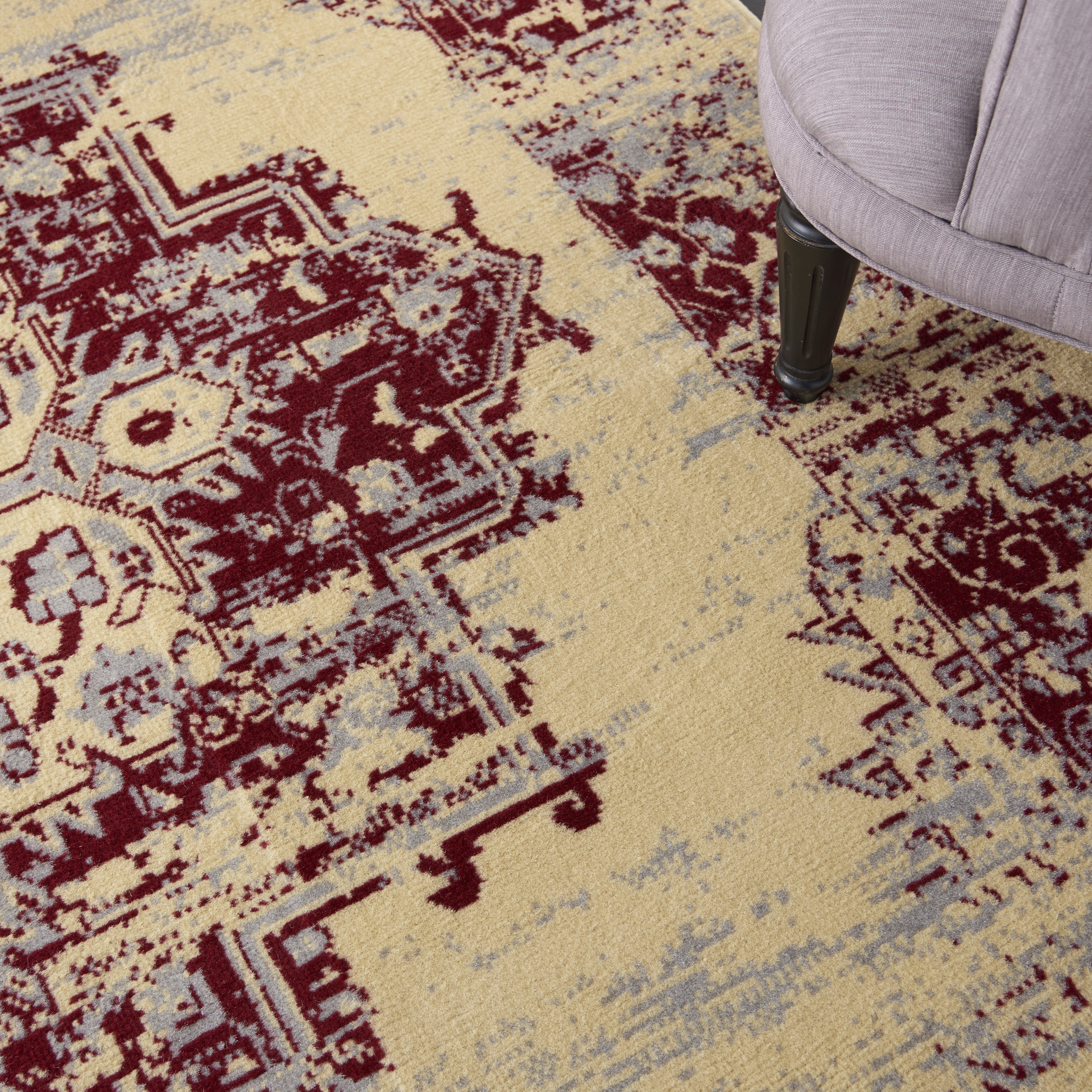 Nourison Grafix 3'9" x 5'9"  Rug