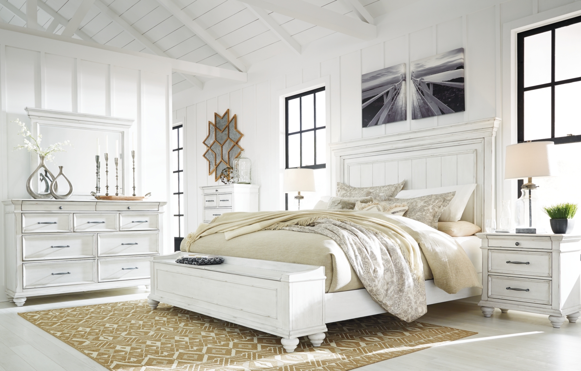 Benchcraft Kanwyn Queen Panel Bed
