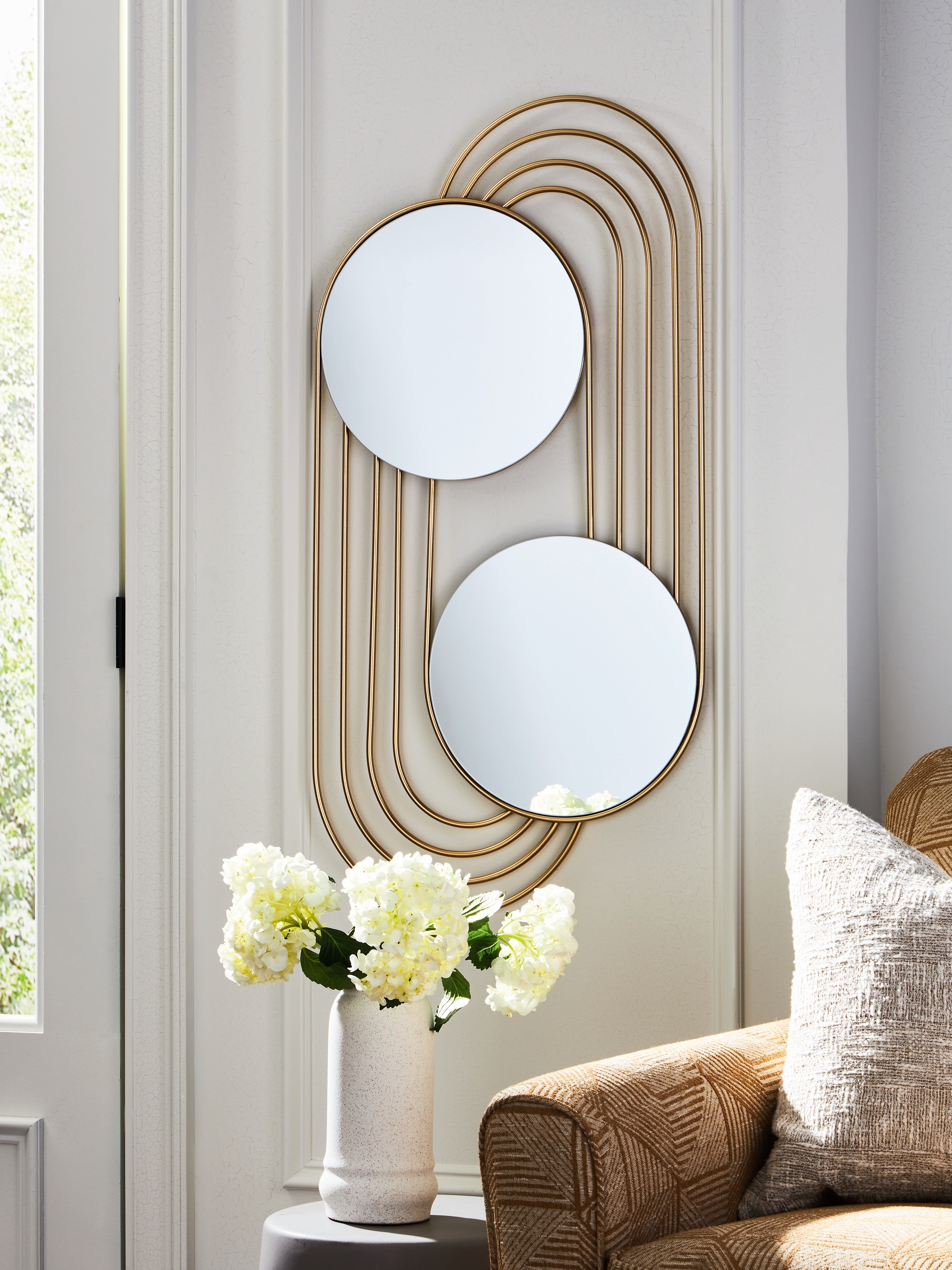 Accent Mirror