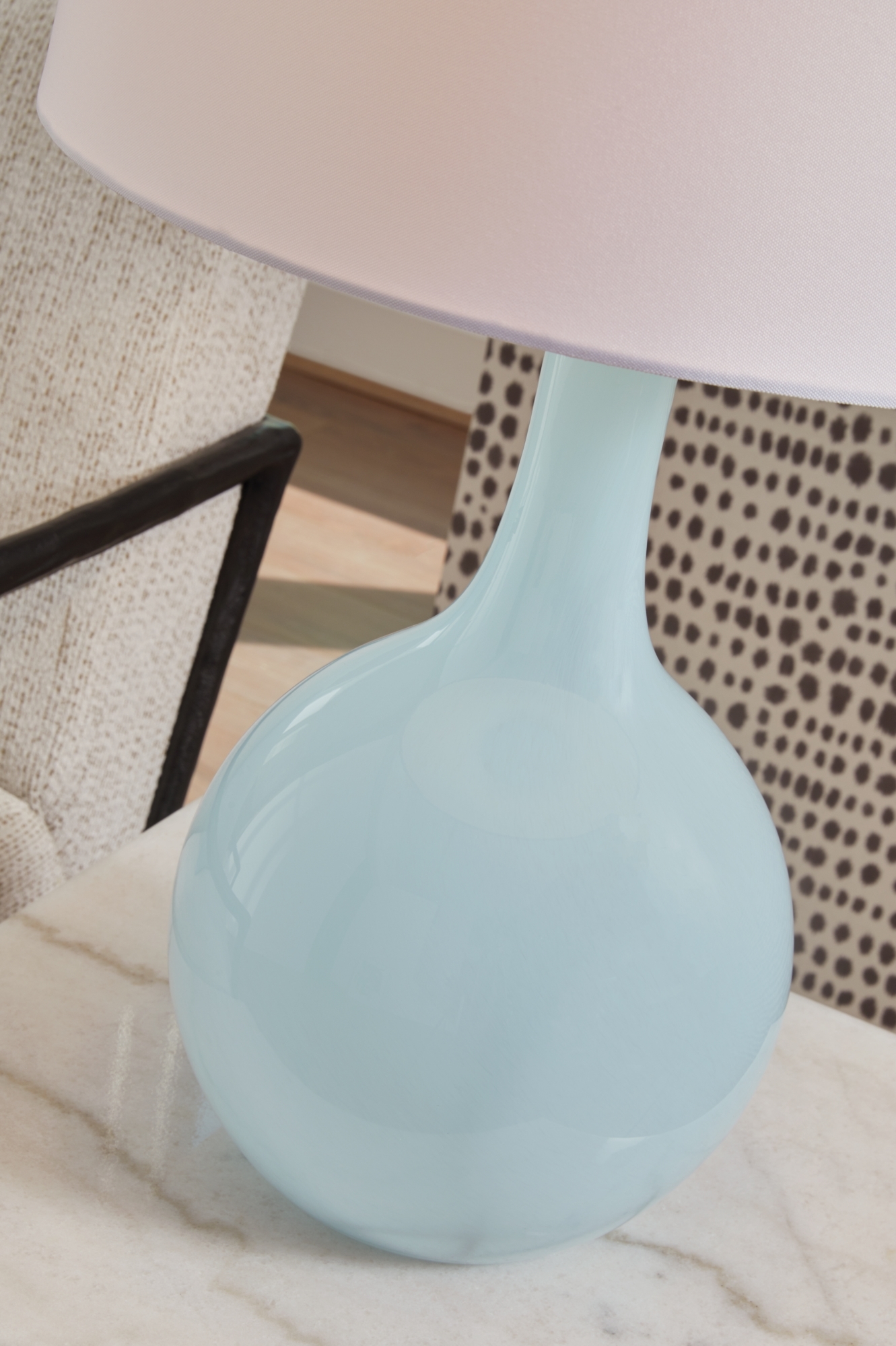 Signature Design by Ashley Rylanton Glass Table Lamp