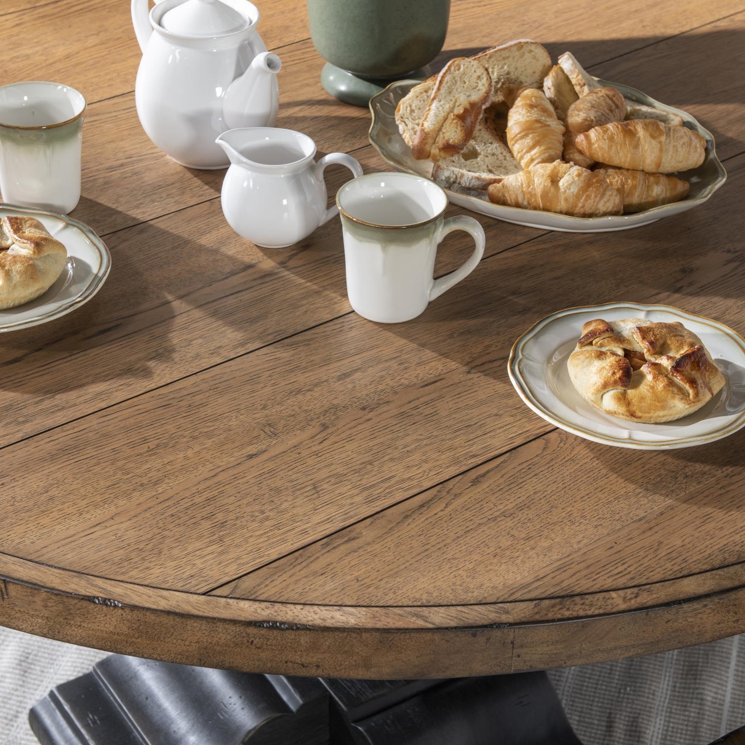 Legacy Classic Vintage Market Round Dining Table Complete