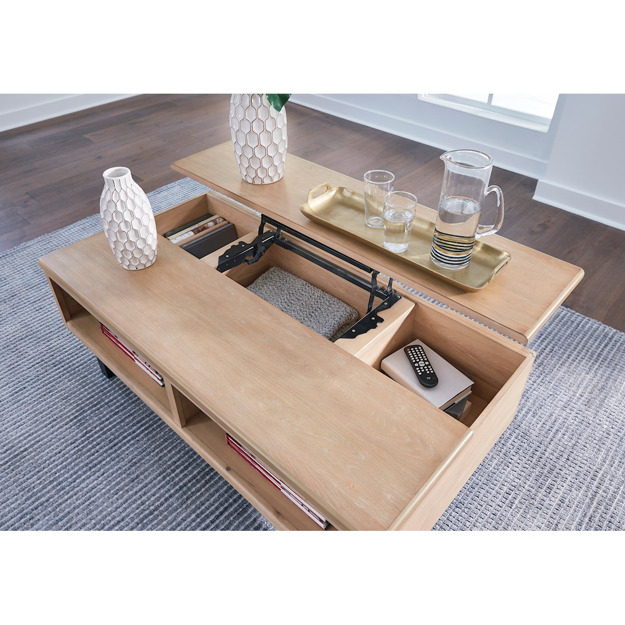 Signature Design Freslowe Lift-Top Coffee Table