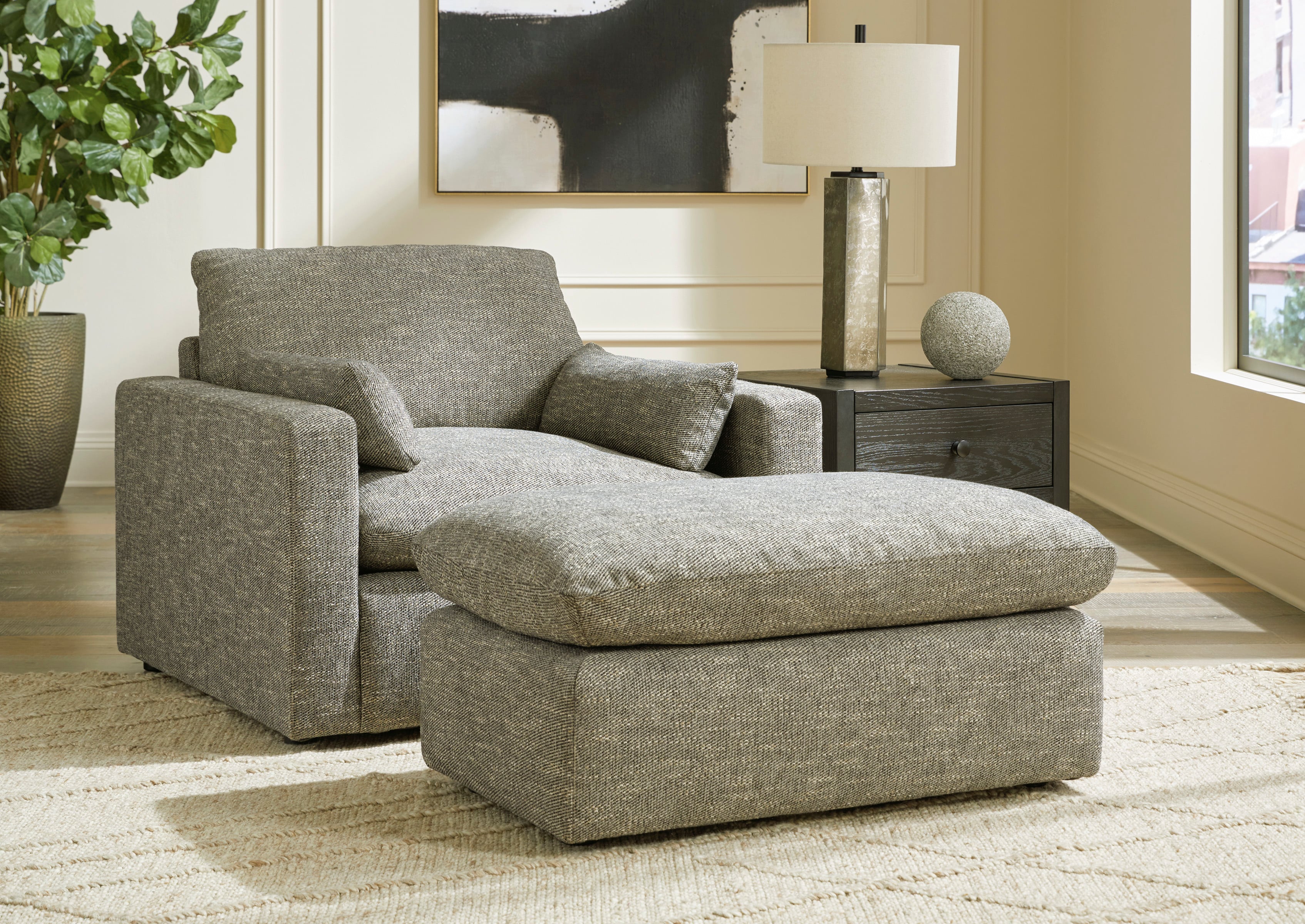 Recliner with best sale ottoman near me