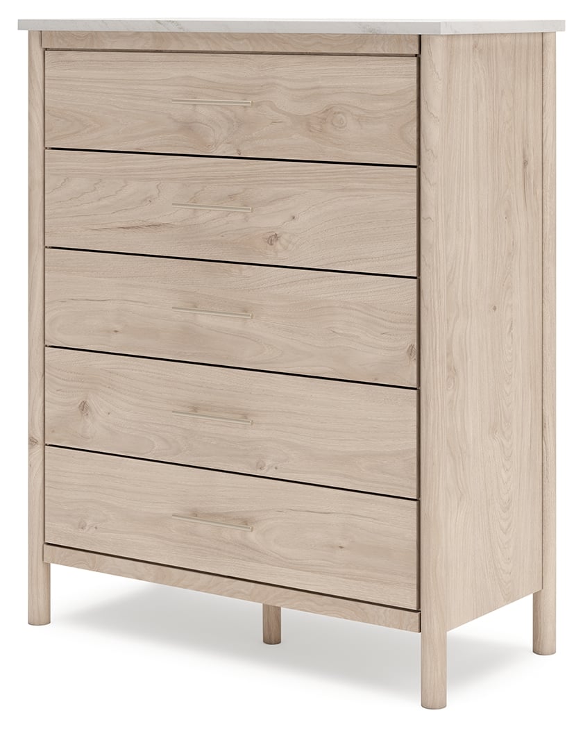 Signature Design by Ashley Cadmori 5-Drawer Chest
