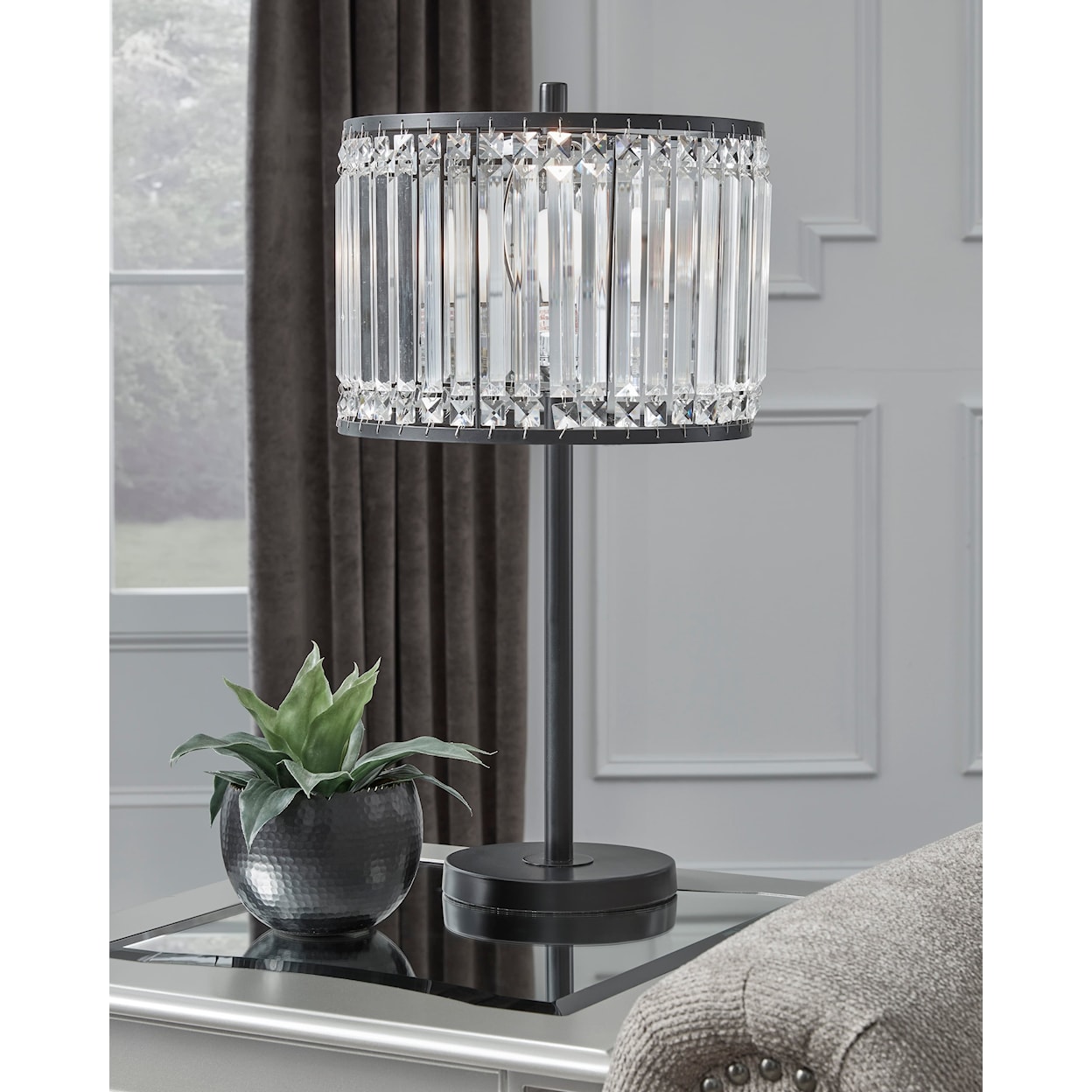 Signature Design by Ashley Lamps - Contemporary Gracella Table Lamp