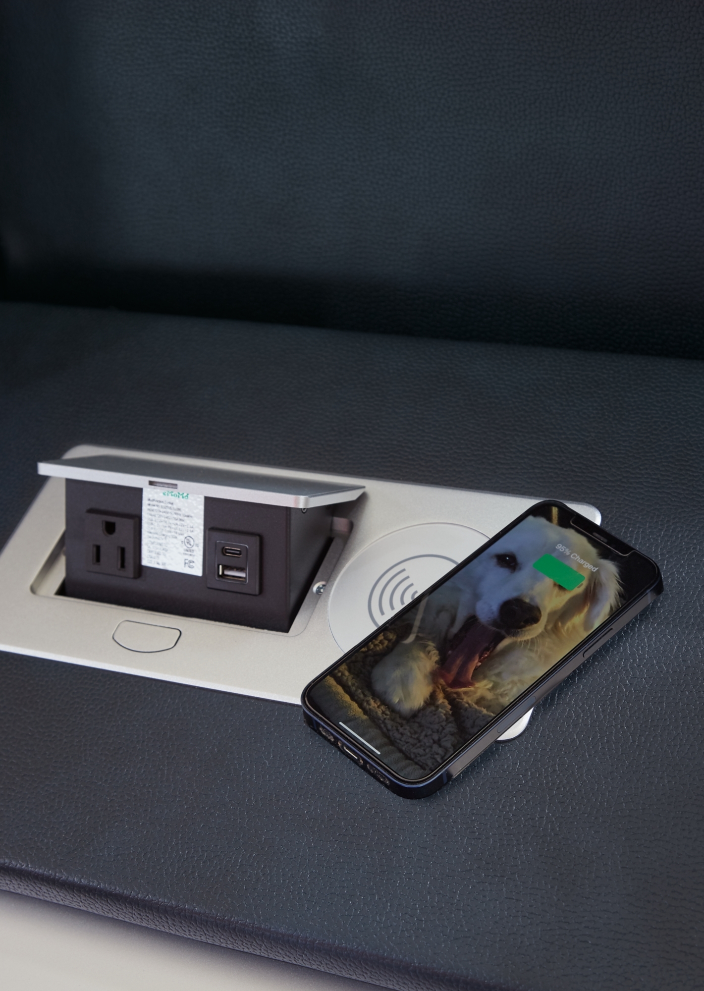 Signature Design by Ashley Fyne-Dyme Pwr Rec Sofa With Adj Headrest