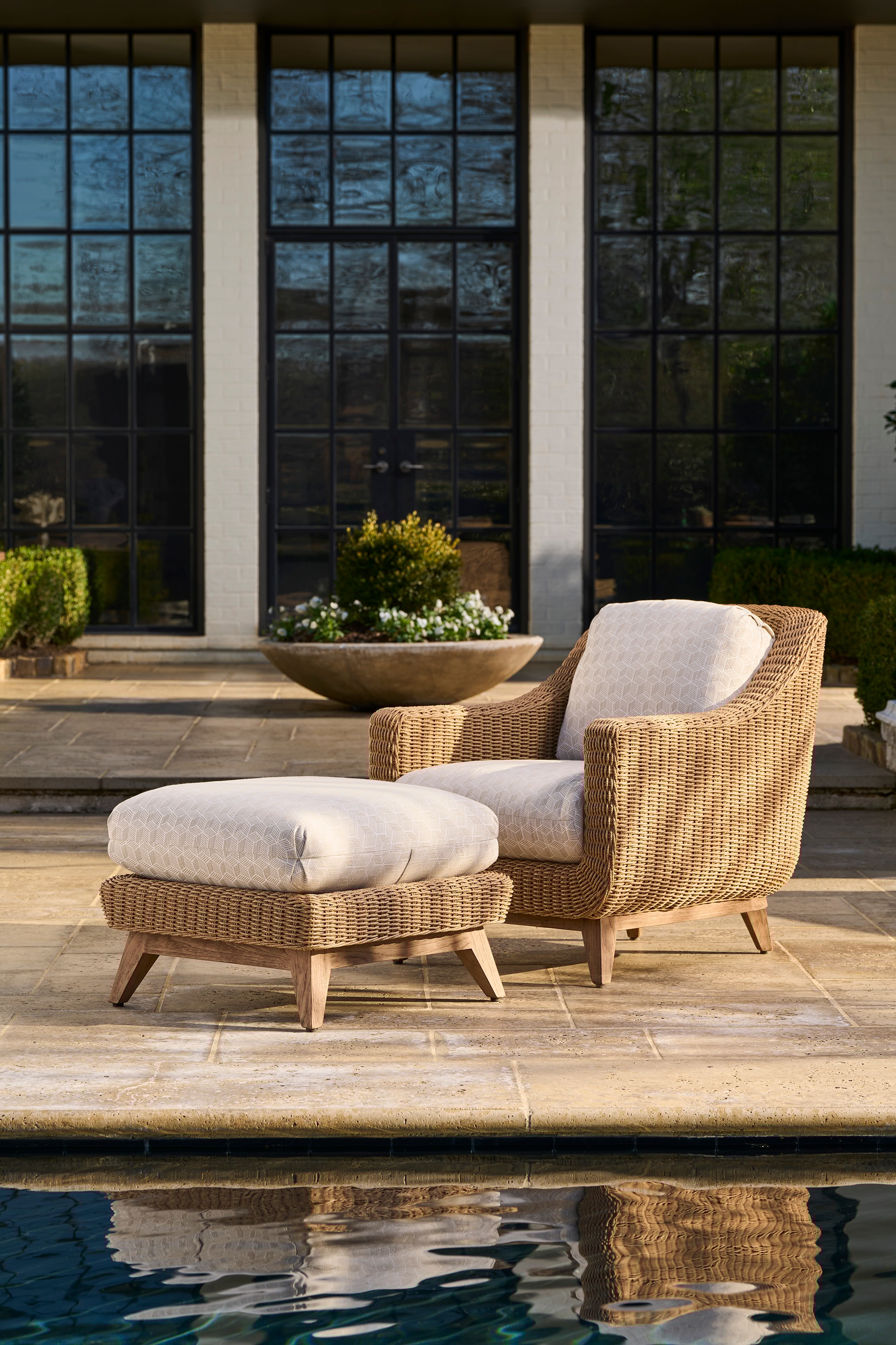 Outdoor Ottoman