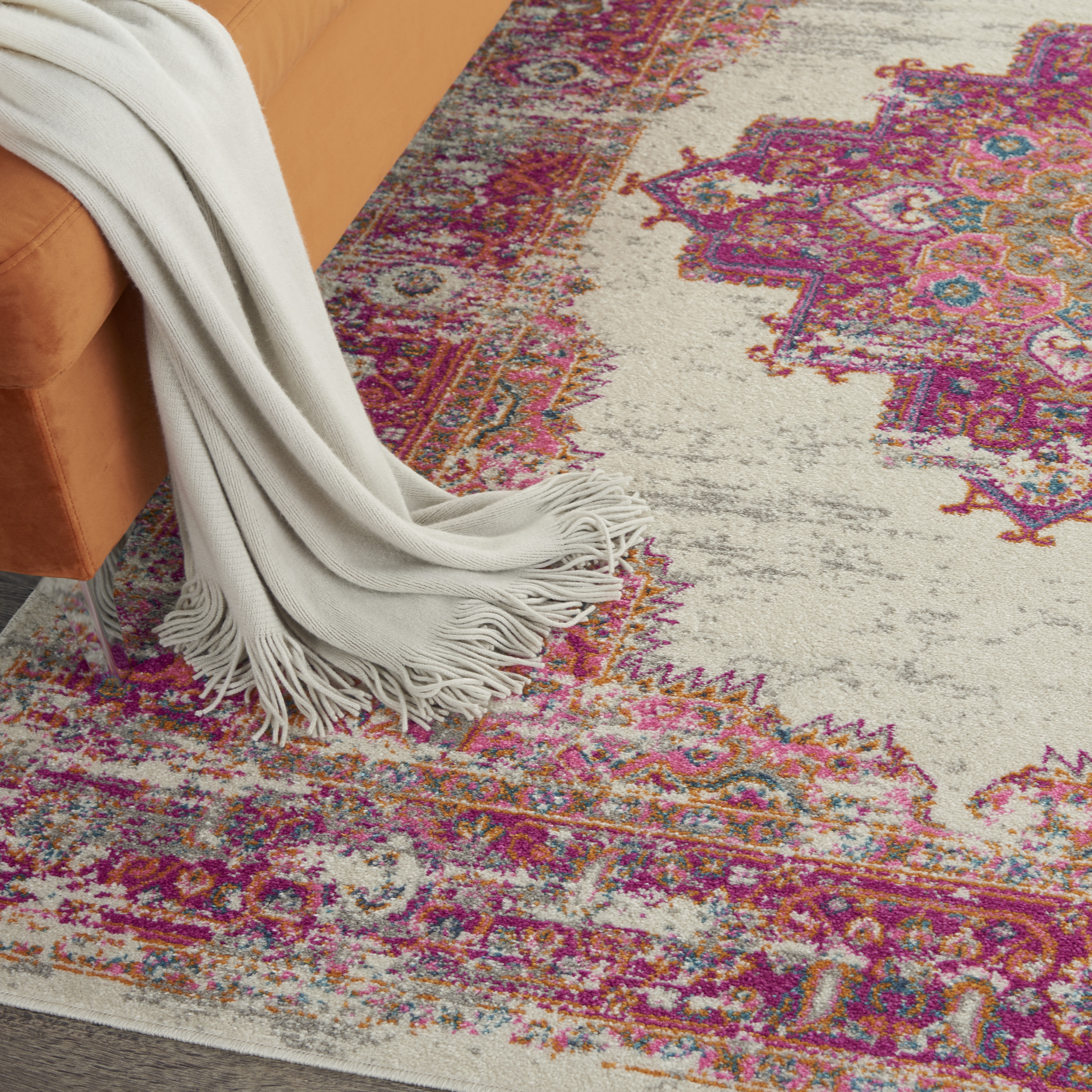 3'9" x 5'9"  Rug