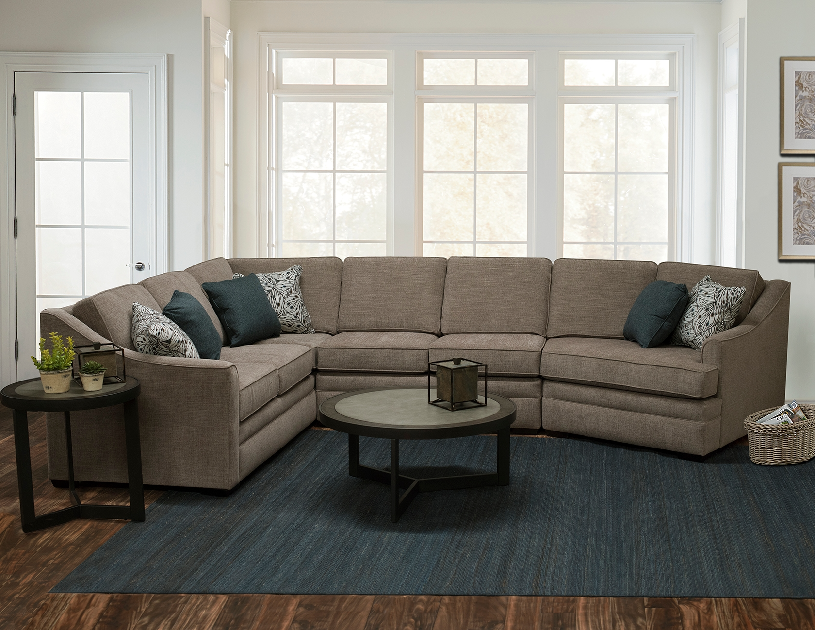 Tennessee Custom Upholstery Thomas 3-Piece Sectional Sofa