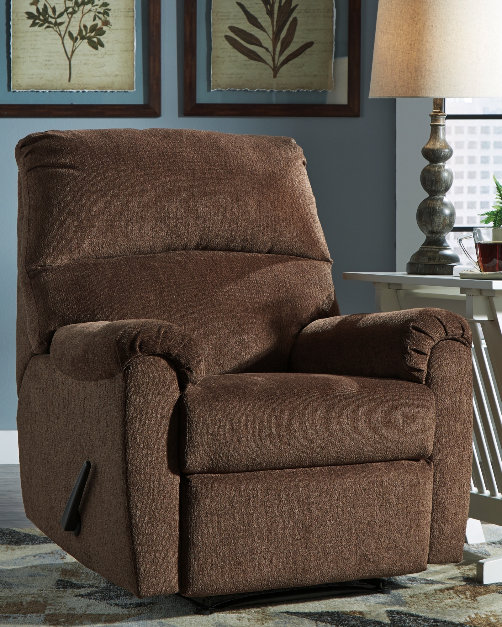 Zero Wall Recliner