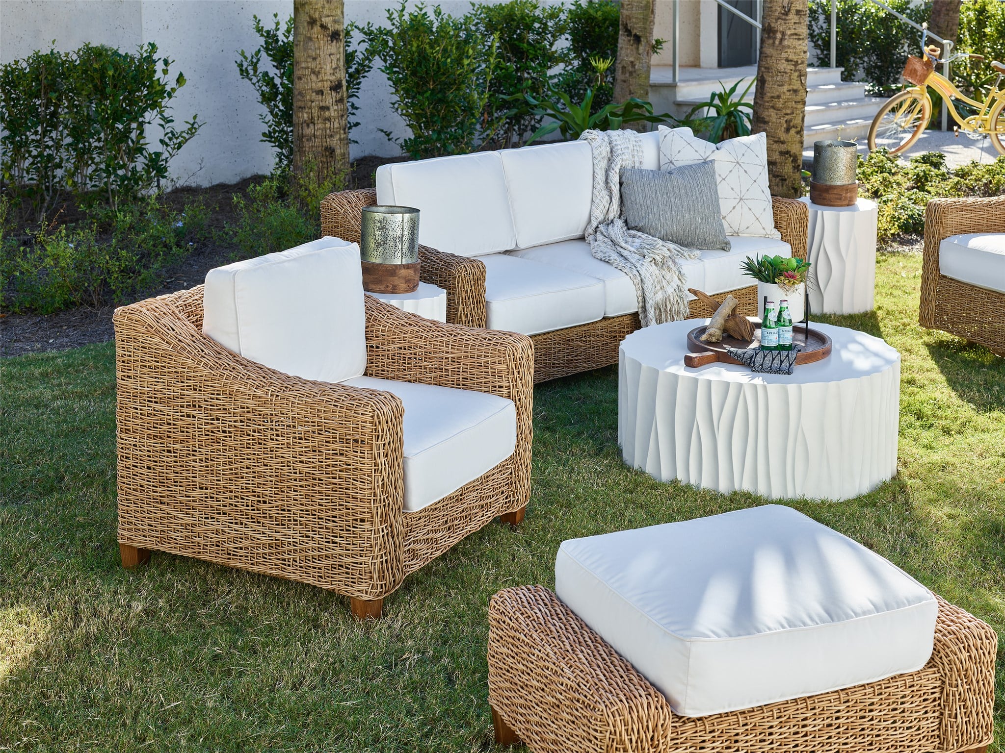 Outdoor Ottoman