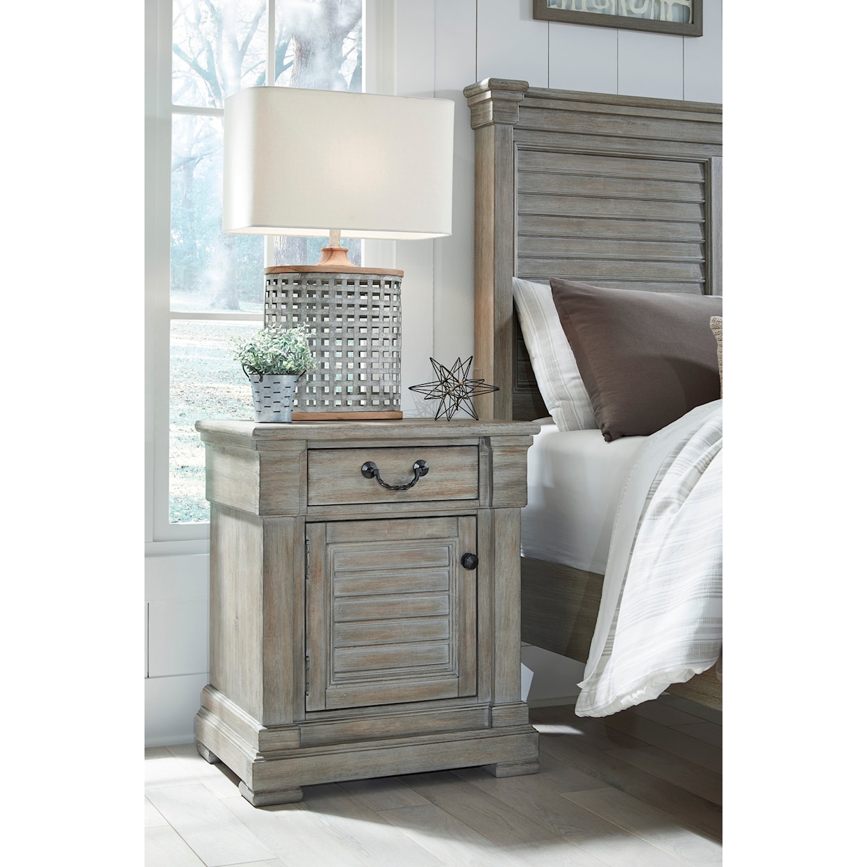 Signature Design by Ashley Furniture Moreshire Nightstand