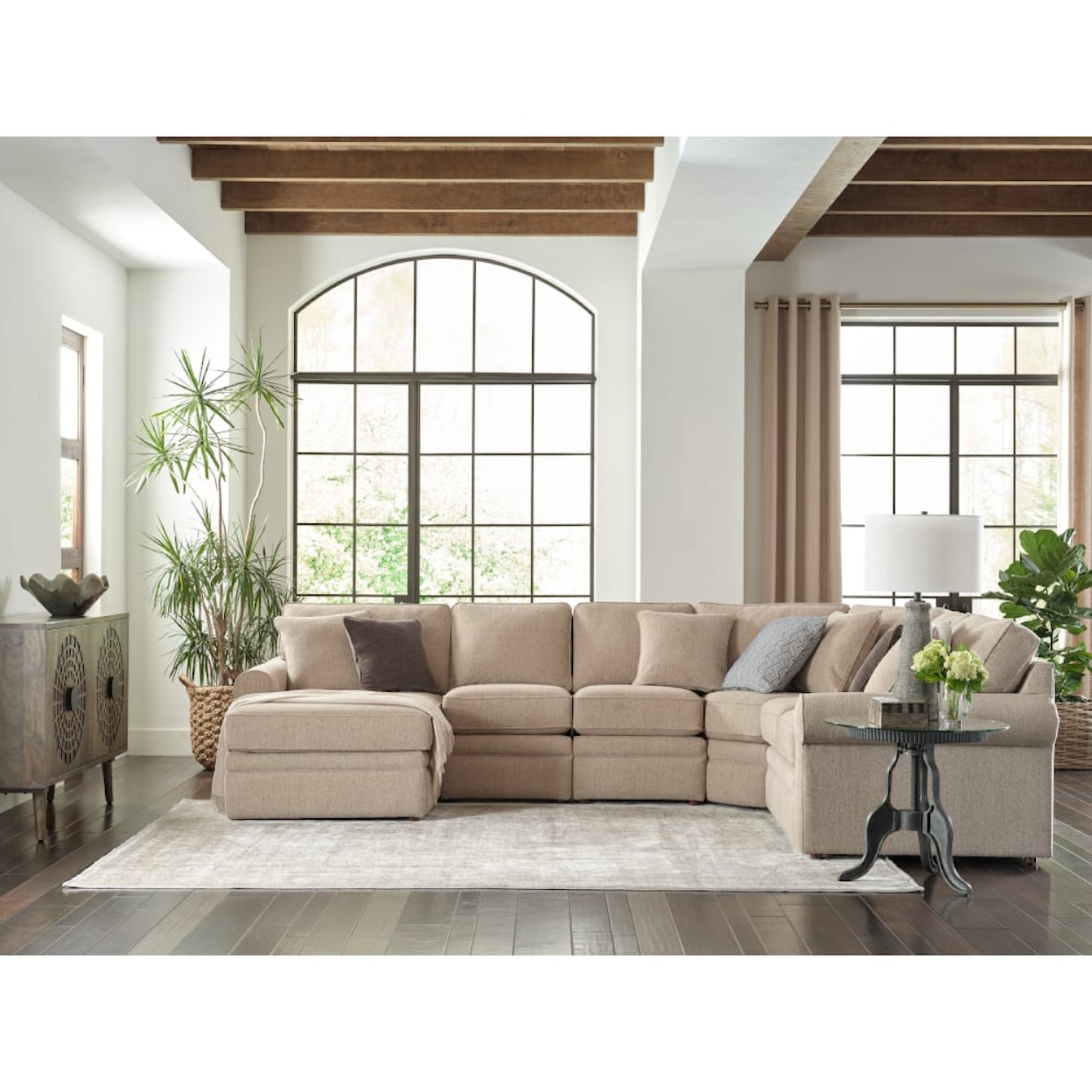 La-Z-Boy Collins Sectional Sofa with Storage Chaise