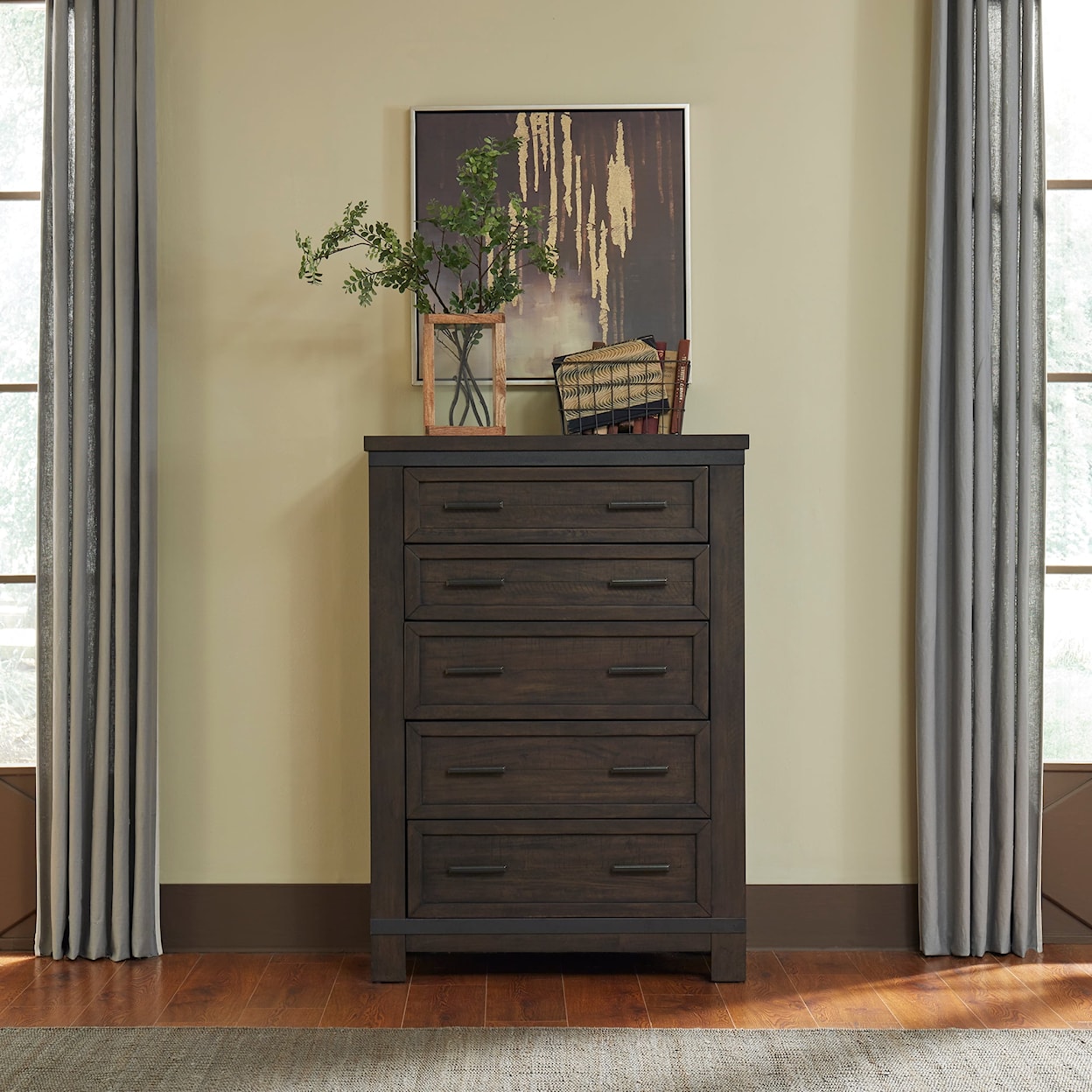 Liberty Furniture Thornwood Hills 5-Drawer Bedroom Chest