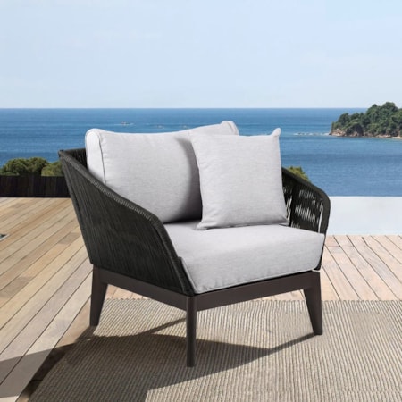 Outdoor Lounge Chair