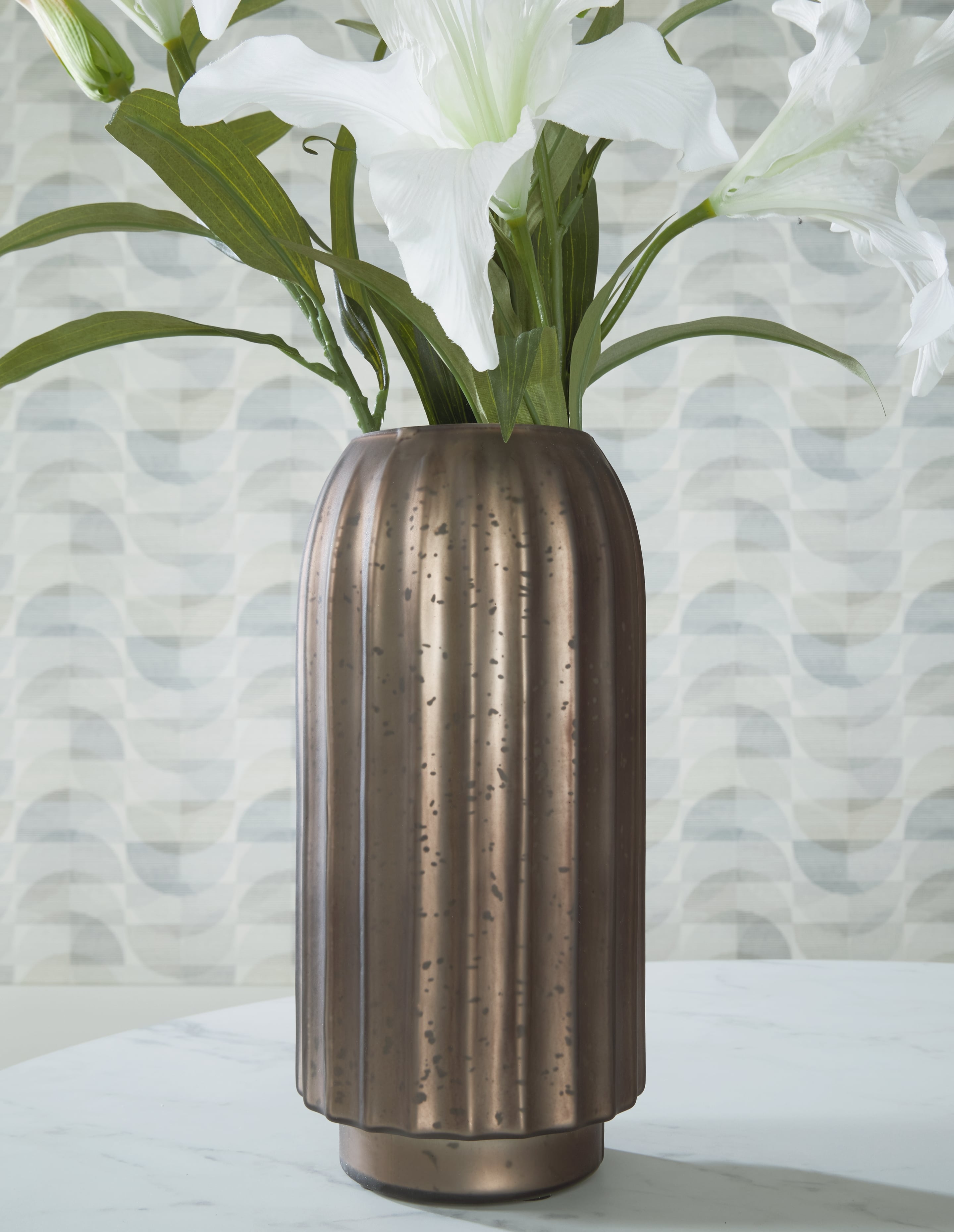 Ashley Signature Design Briarcott Vase