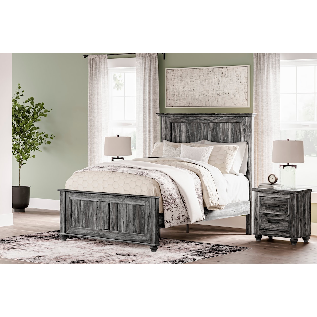 Benchcraft Thyven Queen Panel Bed