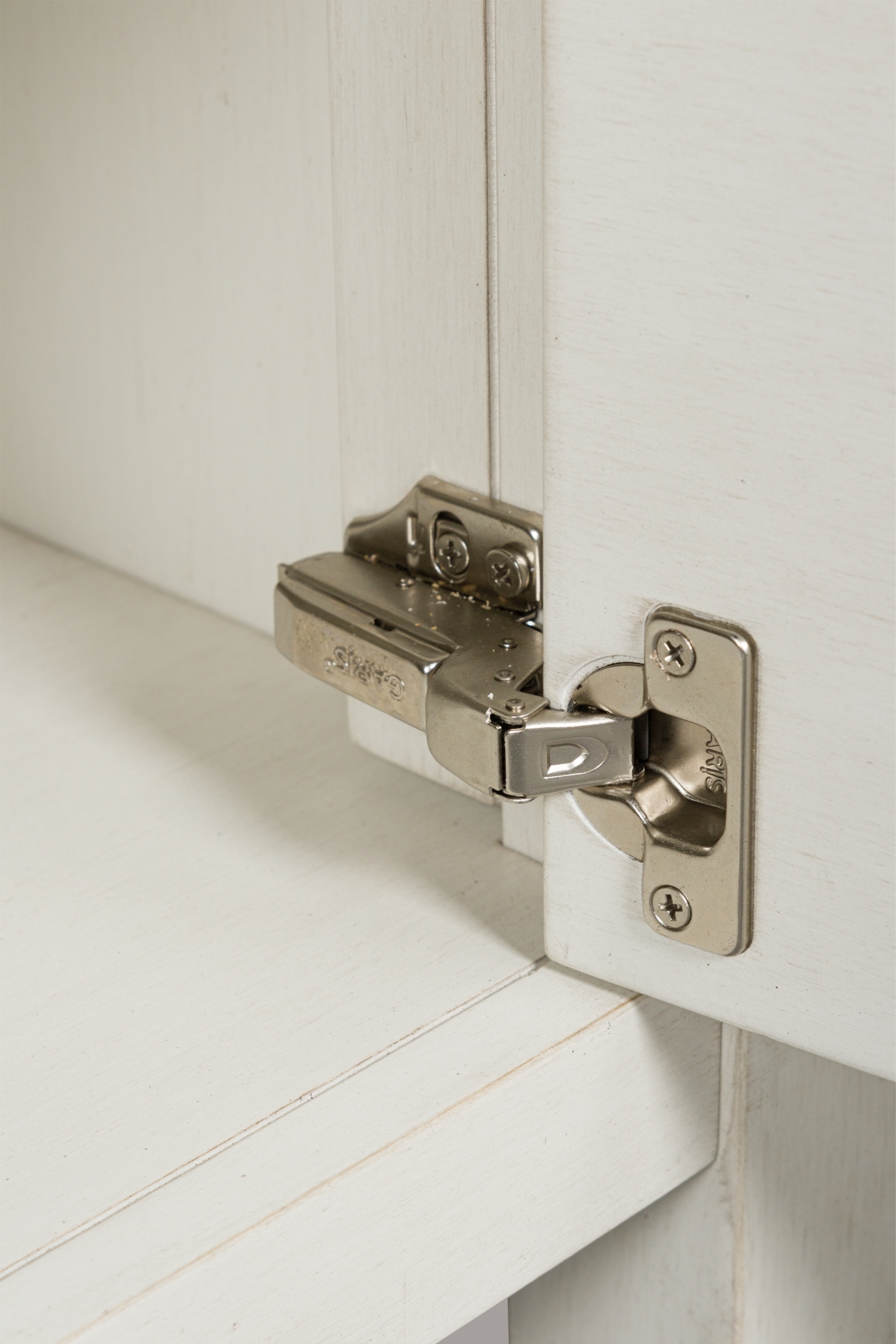 Counter Height Dining Table and 4 Barstools