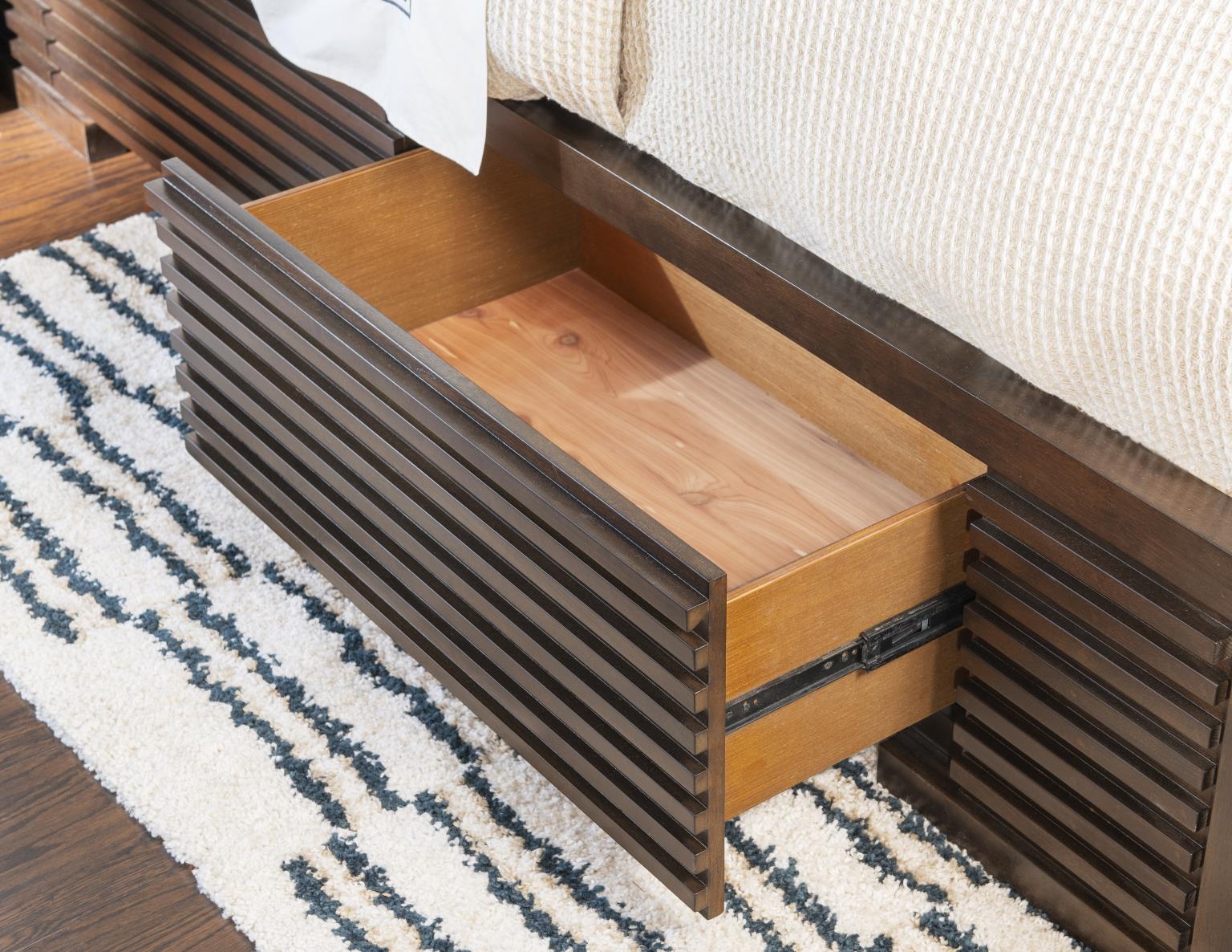 Legacy Classic ARCHITECT King Bed