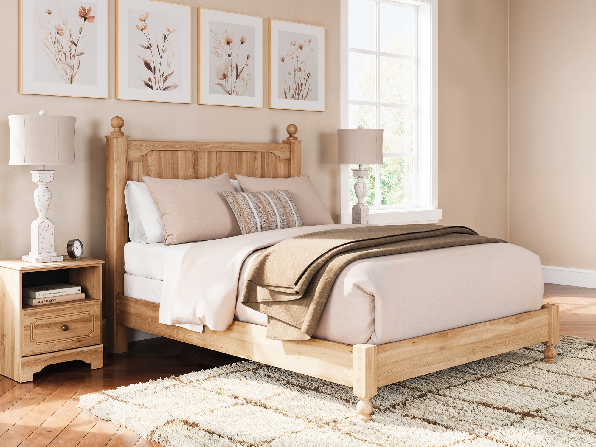 Signature Design by Ashley Aleaport Queen Panel Bed