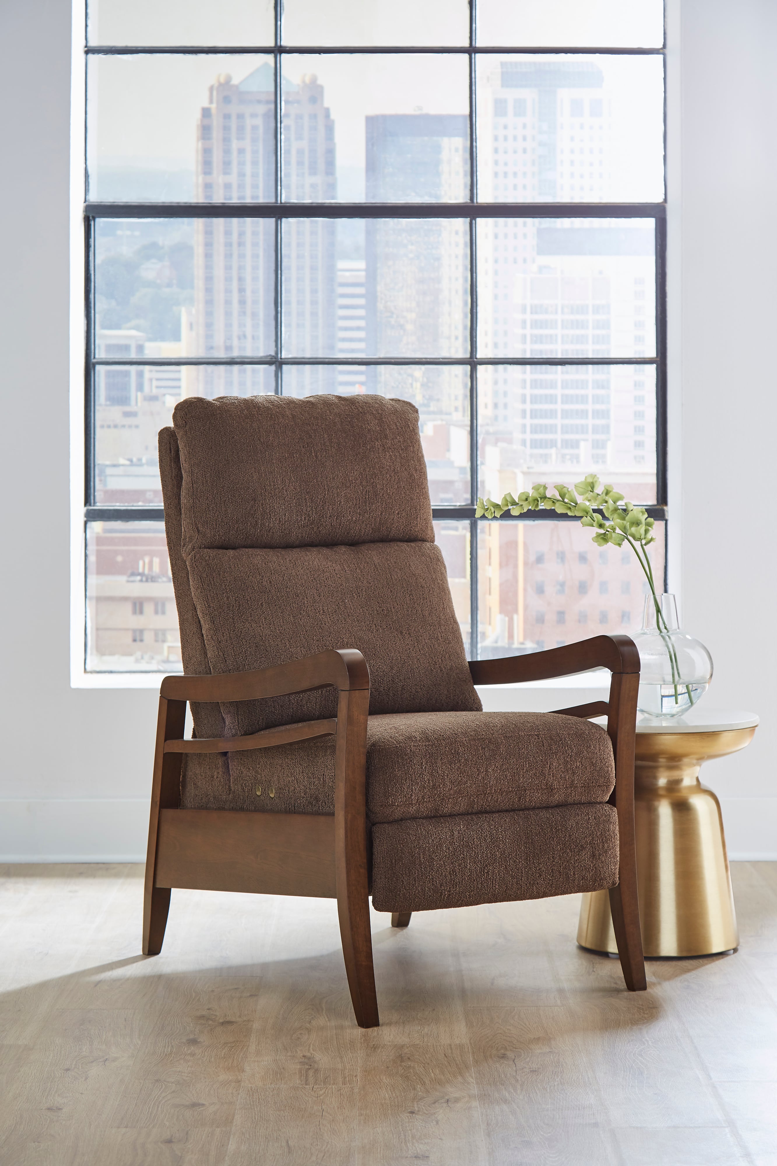 Best Home Furnishings Ryberson High Leg Power Recliner