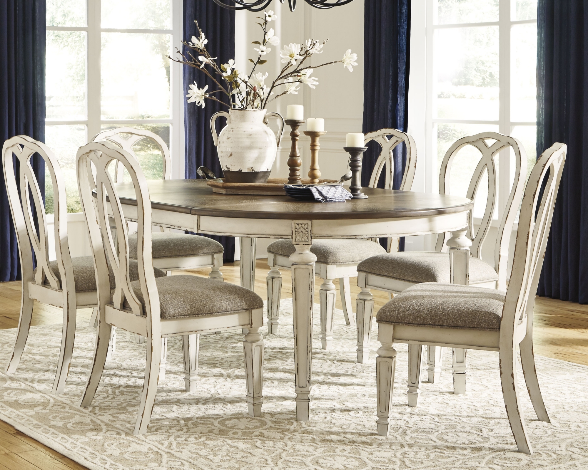 Signature Design by Ashley Realyn Dining Uph Side Chair
