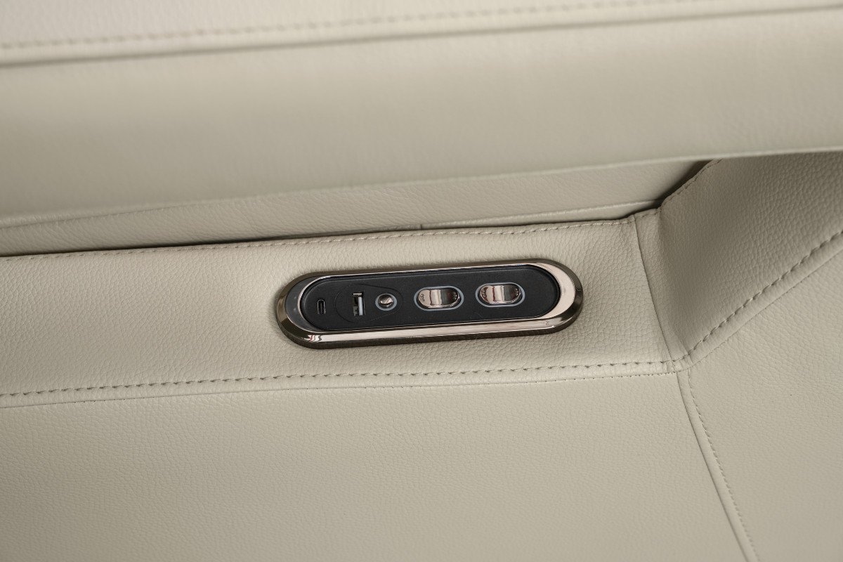 Barcalounger Jordan Power Swivel Glider Recliner