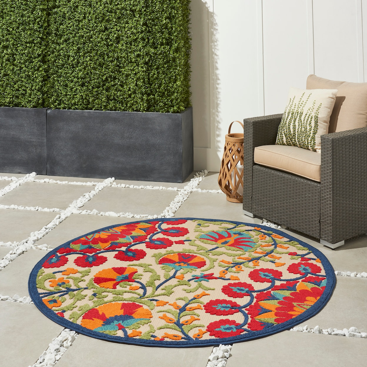 Nourison Aloha 5'3" Round  Rug