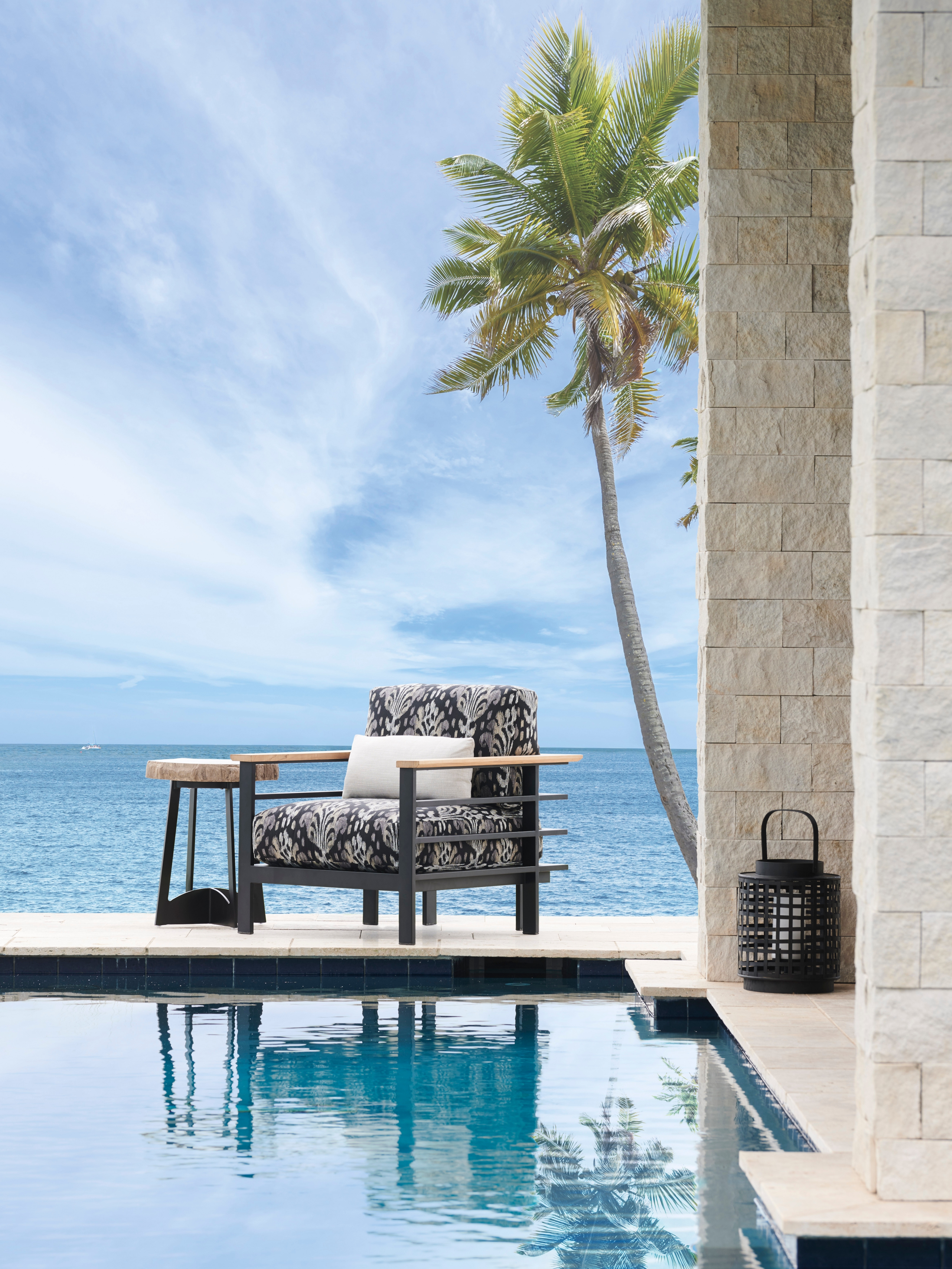 Tommy Bahama Outdoor Living South Beach Lounge Chair