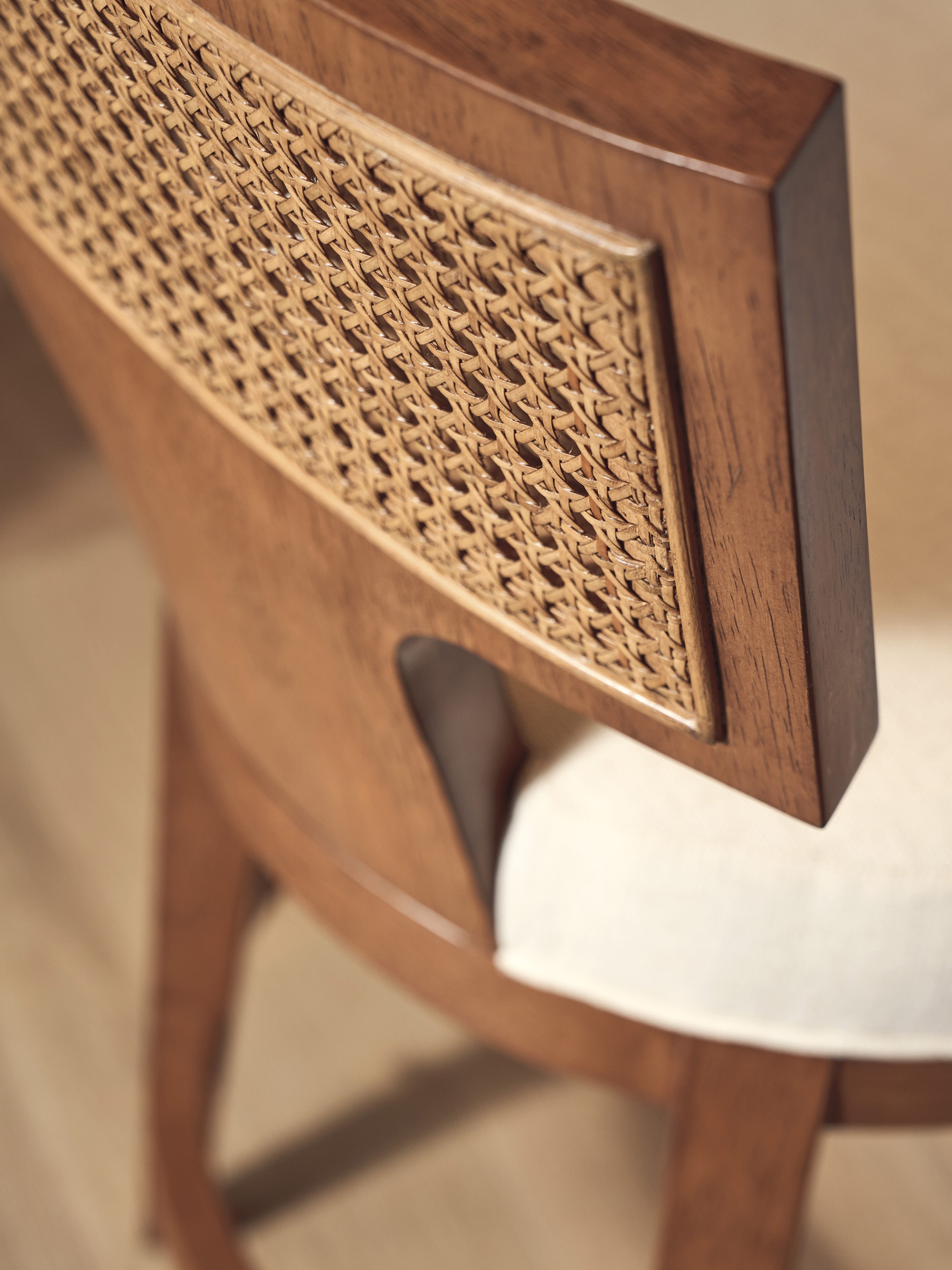 Lexington La Costa Woven Swivel Counter Stool