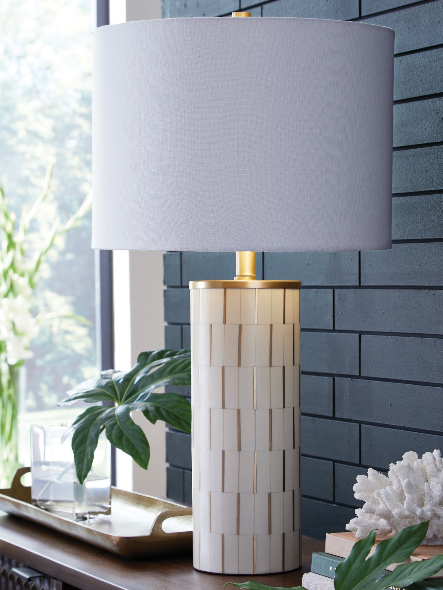 Ashley (Signature Design) Faridworth Table Lamp