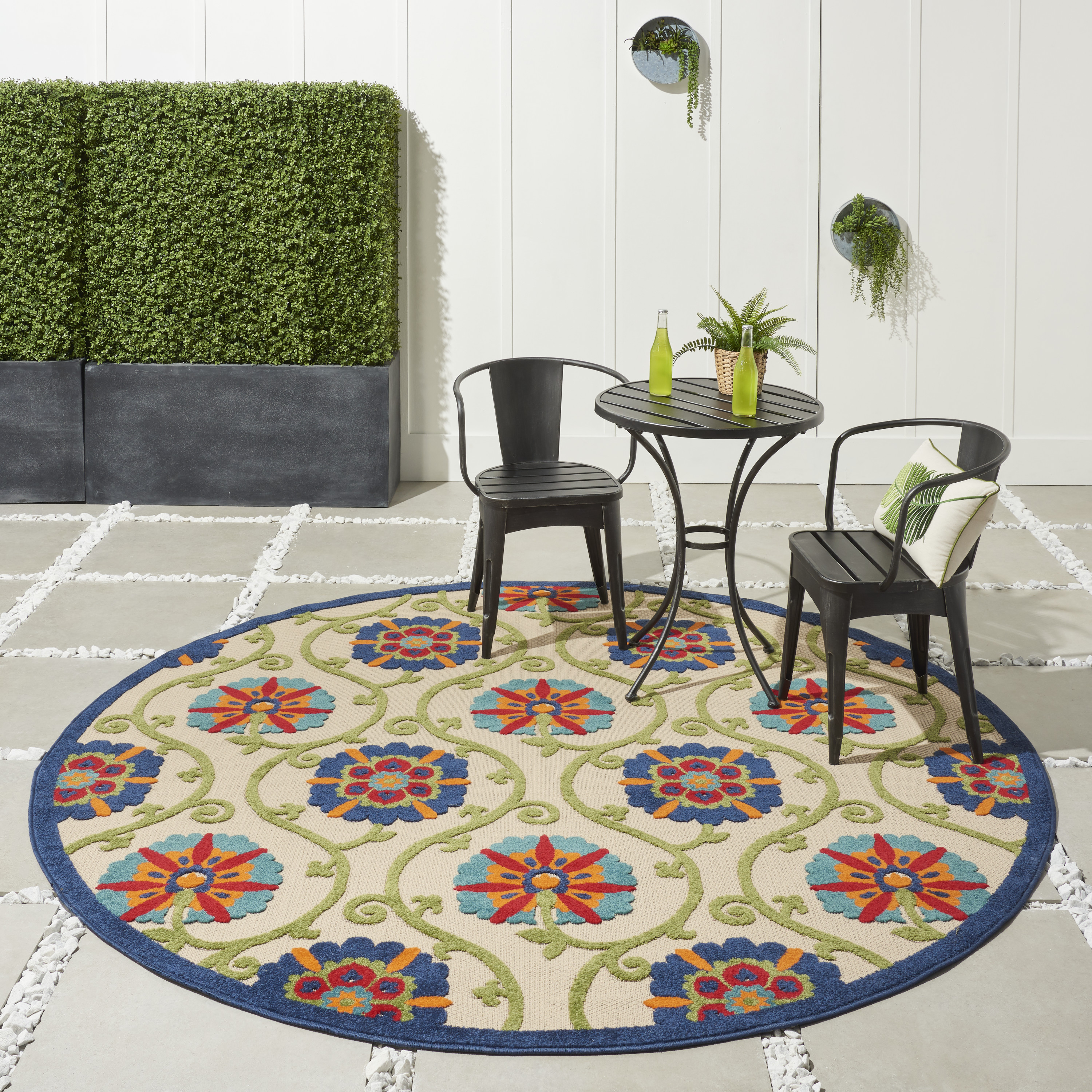 Nourison Aloha 7'10" Round  Rug